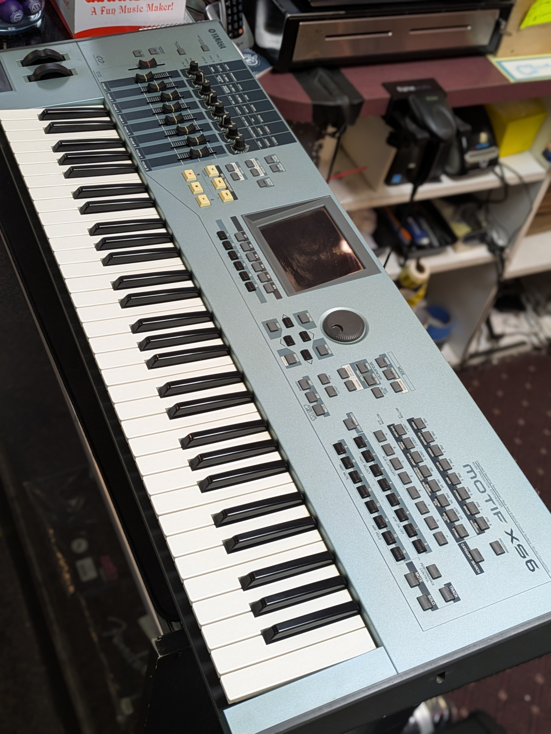 (USED) Yamaha Motif XS6 61-Key Music Production Synthesizer Workstation