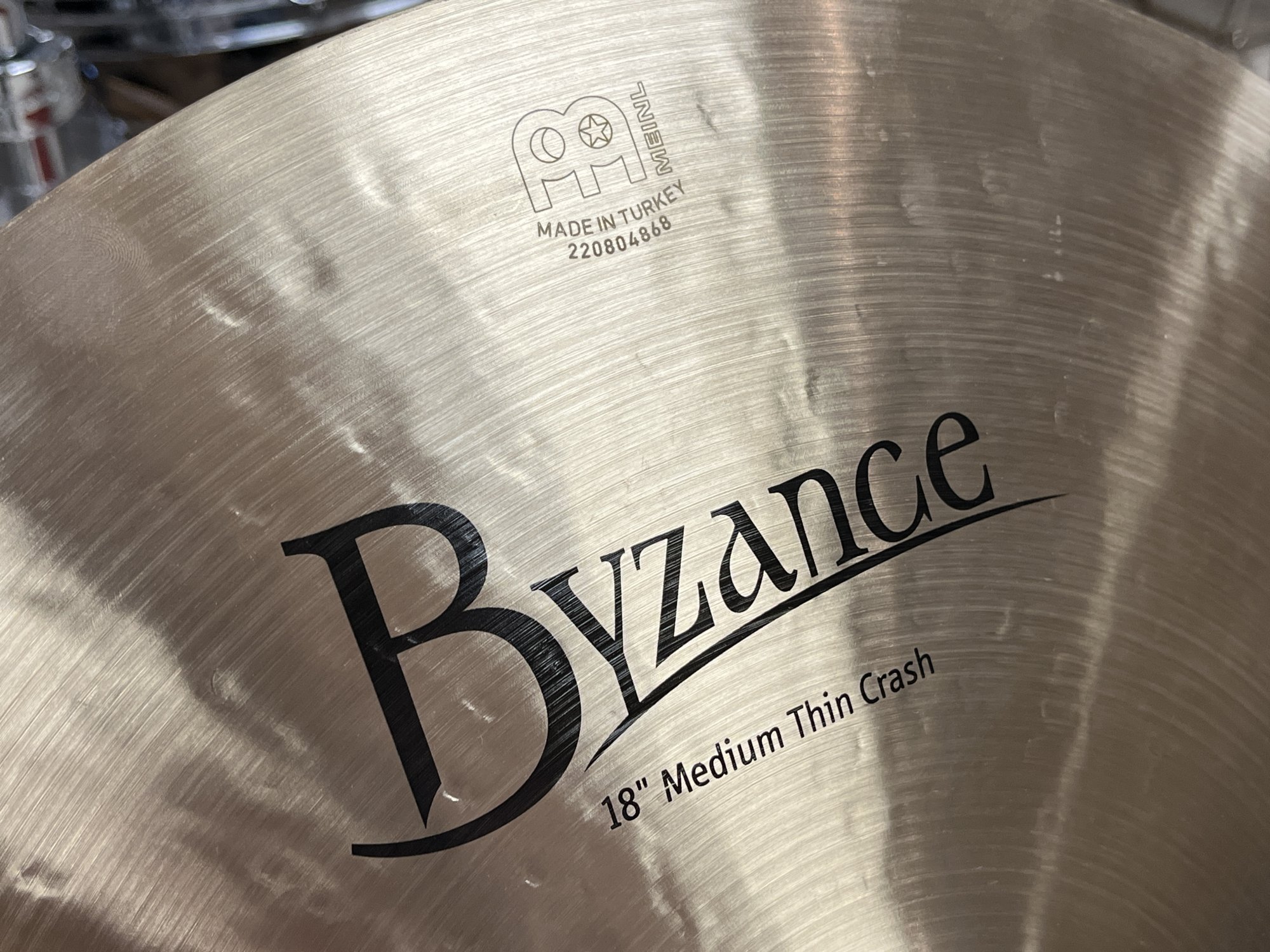 Meinl Byzance Traditional Medium Thin Crash 18 - 840553000382