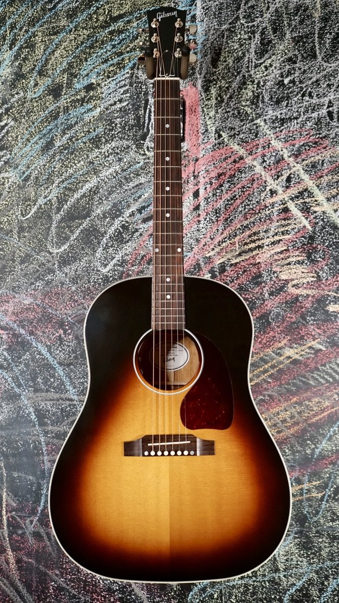 Gibson J-45 Standard サンバースト Gibson The World-Famous Workhorse