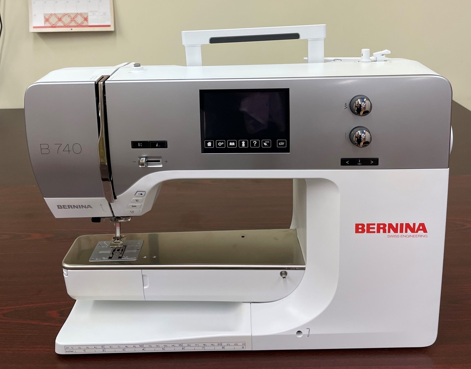 BERNINA 740 Used