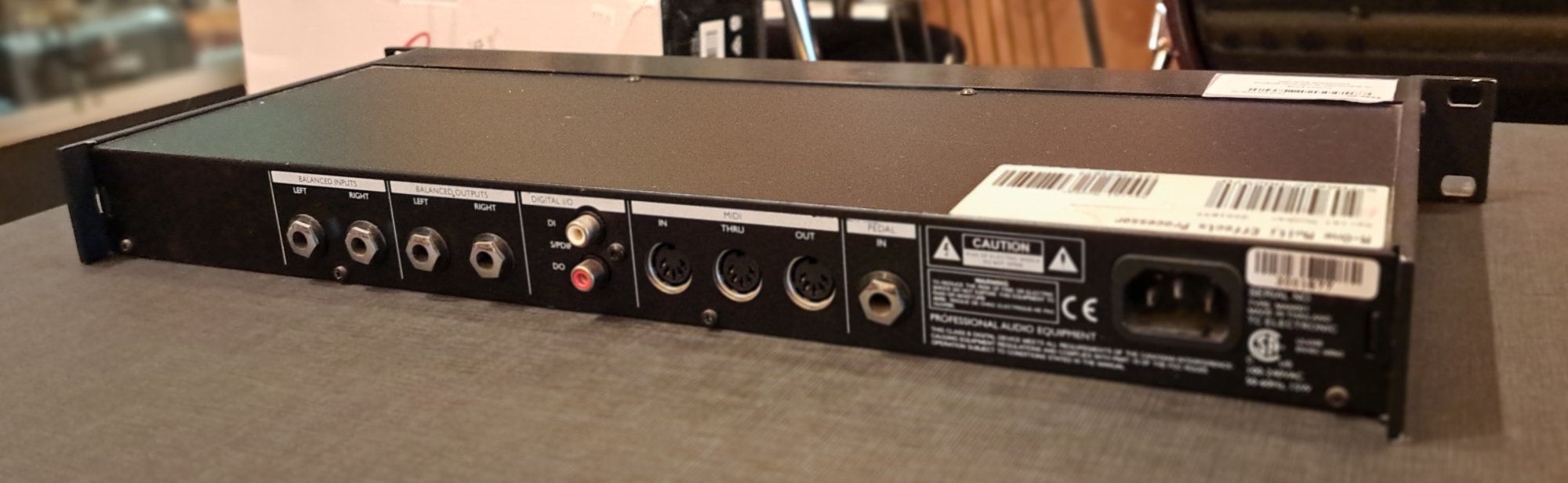 TC ELECTRONIC M-ONE DUAL EFFECTS PROCESSOR RACK UNIT