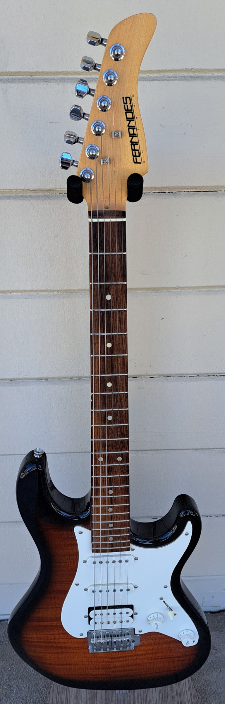 Electric Guitar FERNANDES RETROROCKET PRO - Black