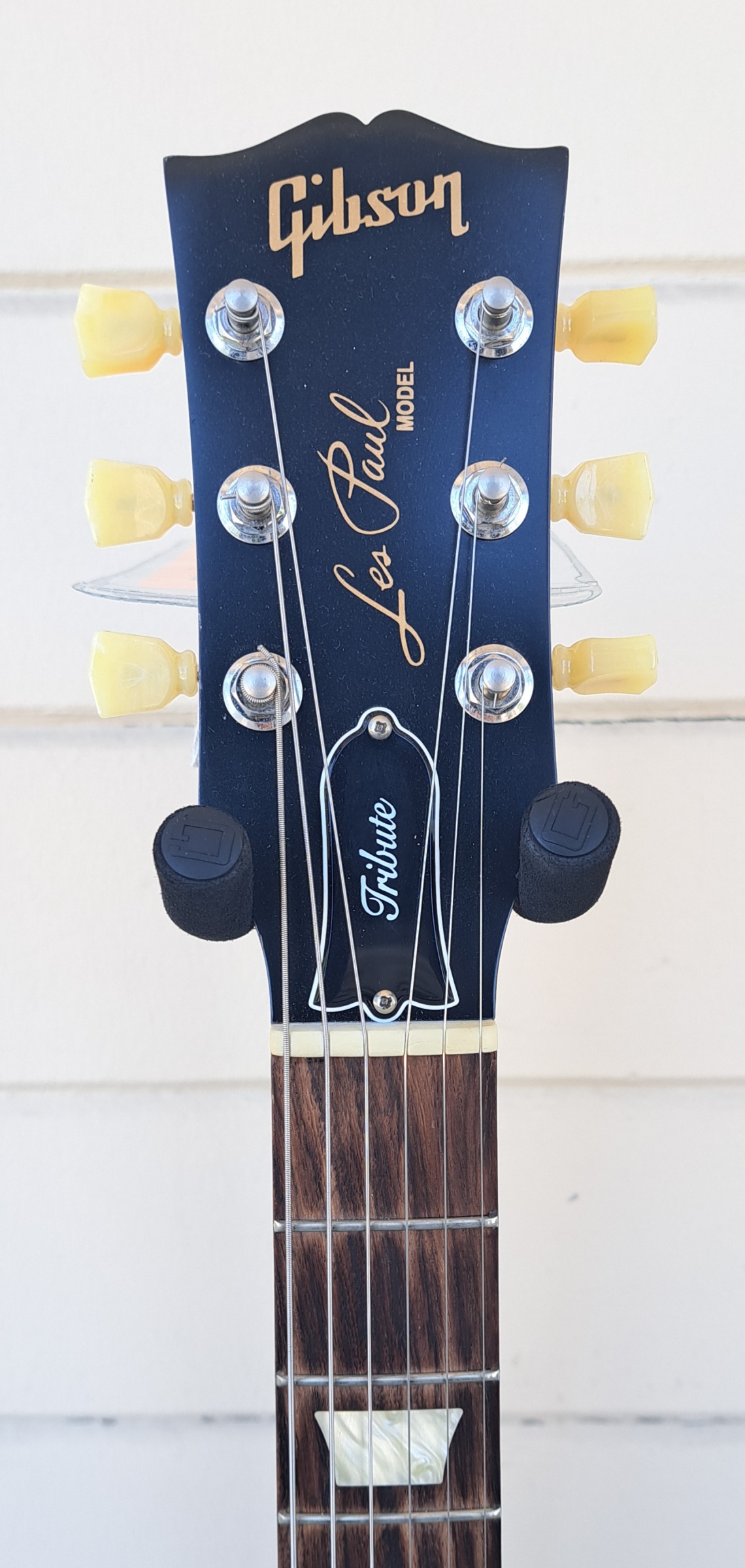 GIBSON 2021 LES PAUL TRIBUTE ELECTRIC GUITAR SATIN TOBACCO FINISH