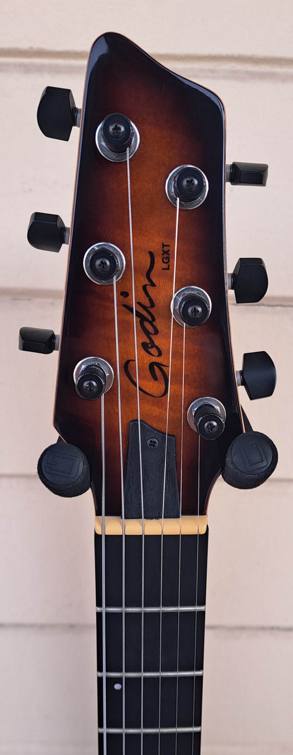 ギター Godin LGXT AAA GODIN LGXT AAA ELECTRIC GUITAR W/CASE