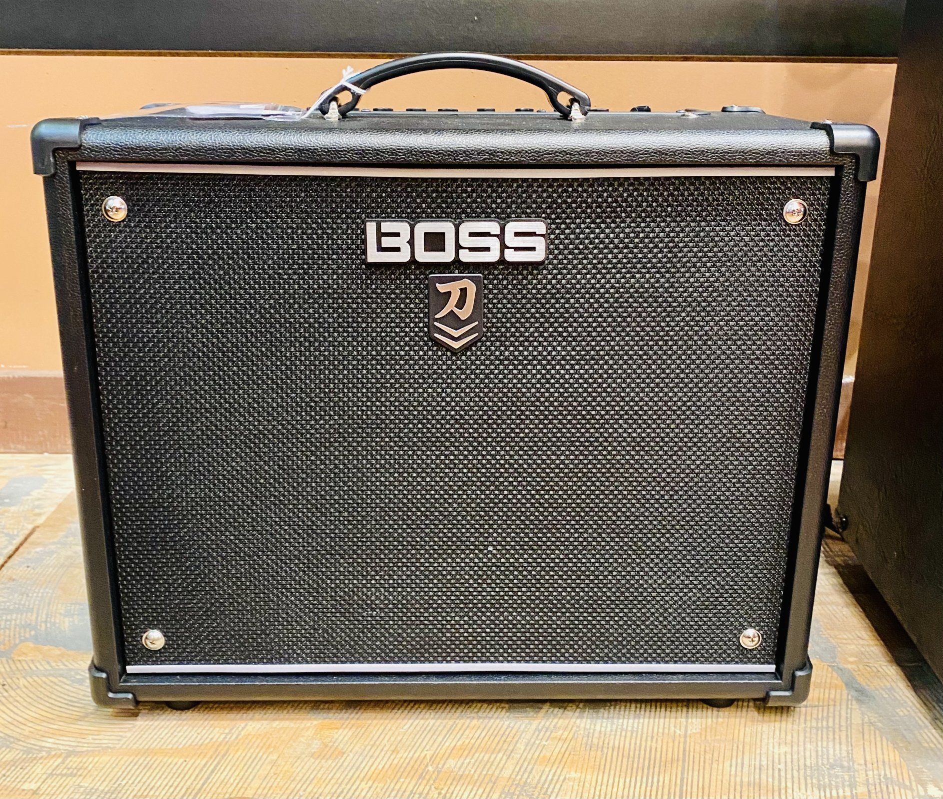 BOSS KATANA 50 MKII GUITAR AMP W/COVER (USED)