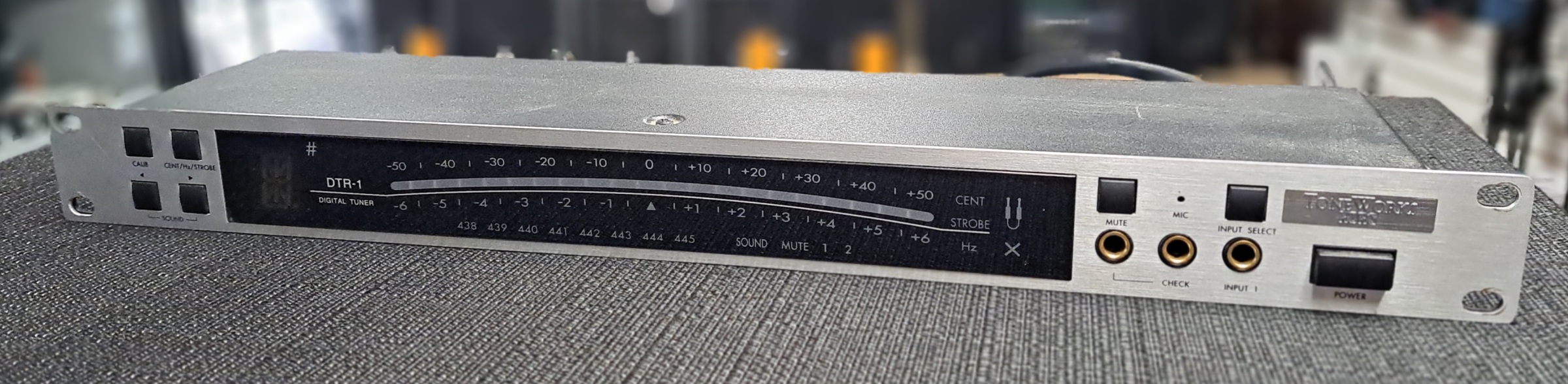 ギター KORG TONE WORKS DTR-1 Korg DTR-1 Rackmount Tuner - What To Know & Where To Buy