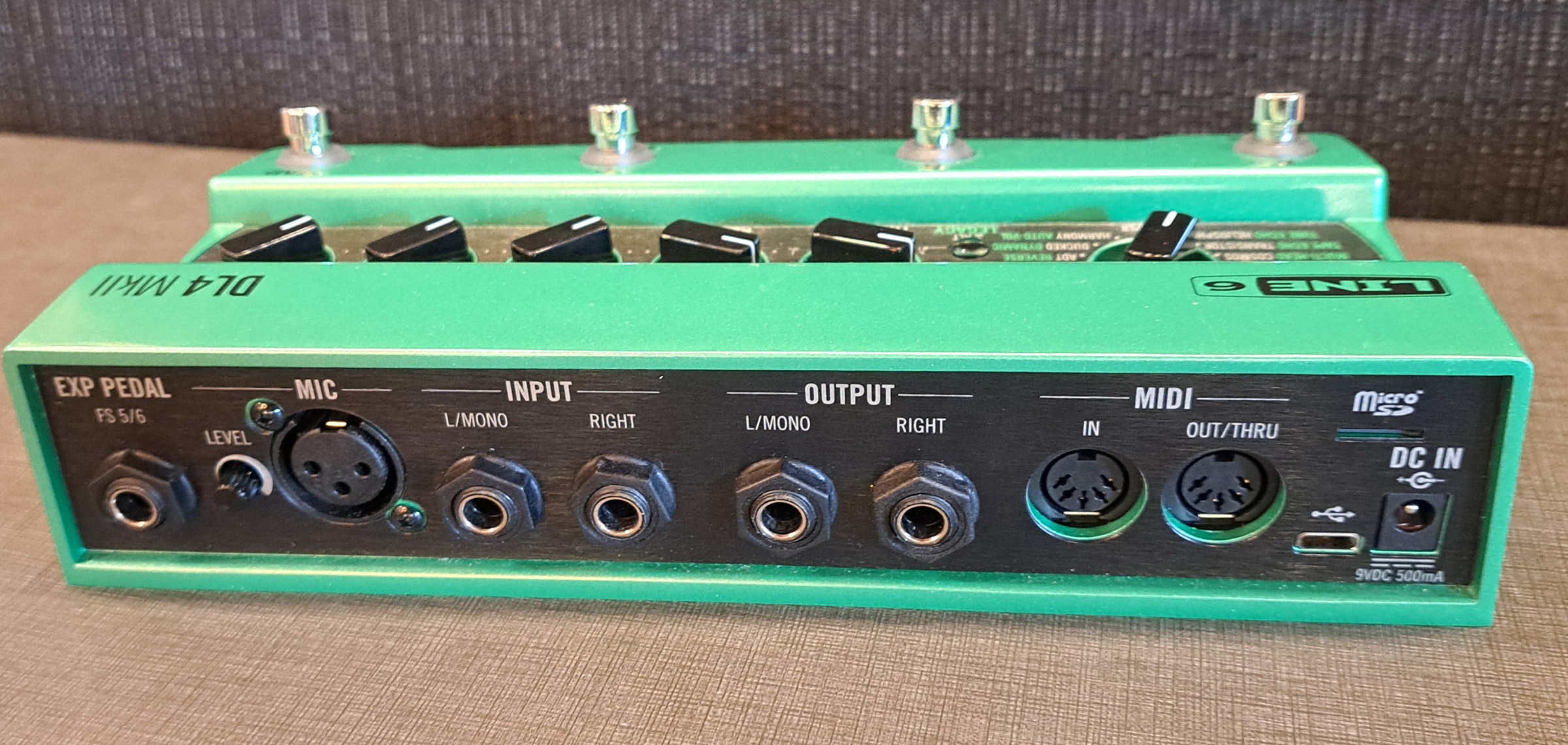 LINE 6 DL4 MKII DELAY MODELER PEDAL W/ MANUAL AND BOX