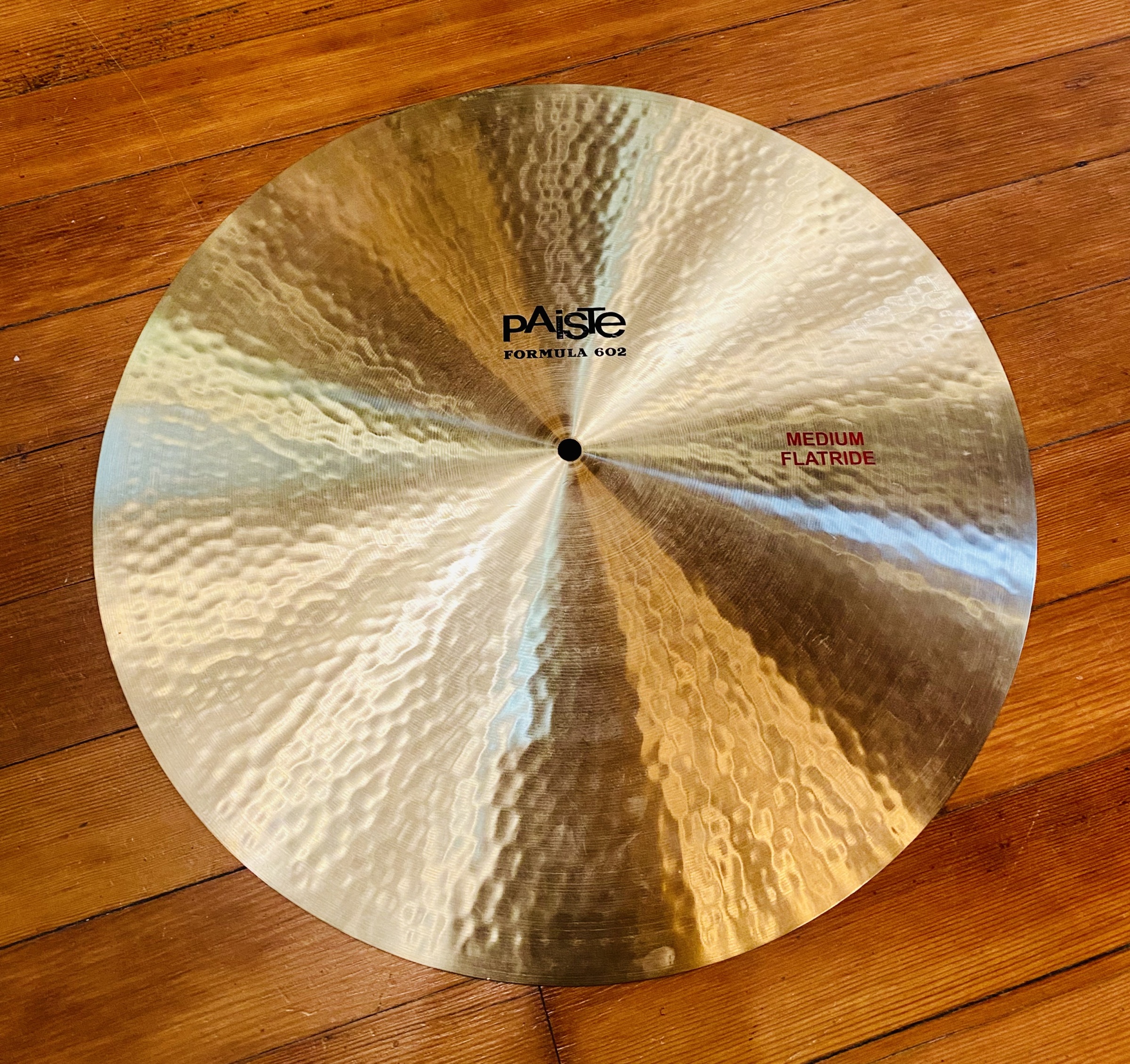 Paiste FORMULA 602 medium Flat Ride20インチ PAiSTe Formula 602 Classic Sounds Medium Flat Ride 20