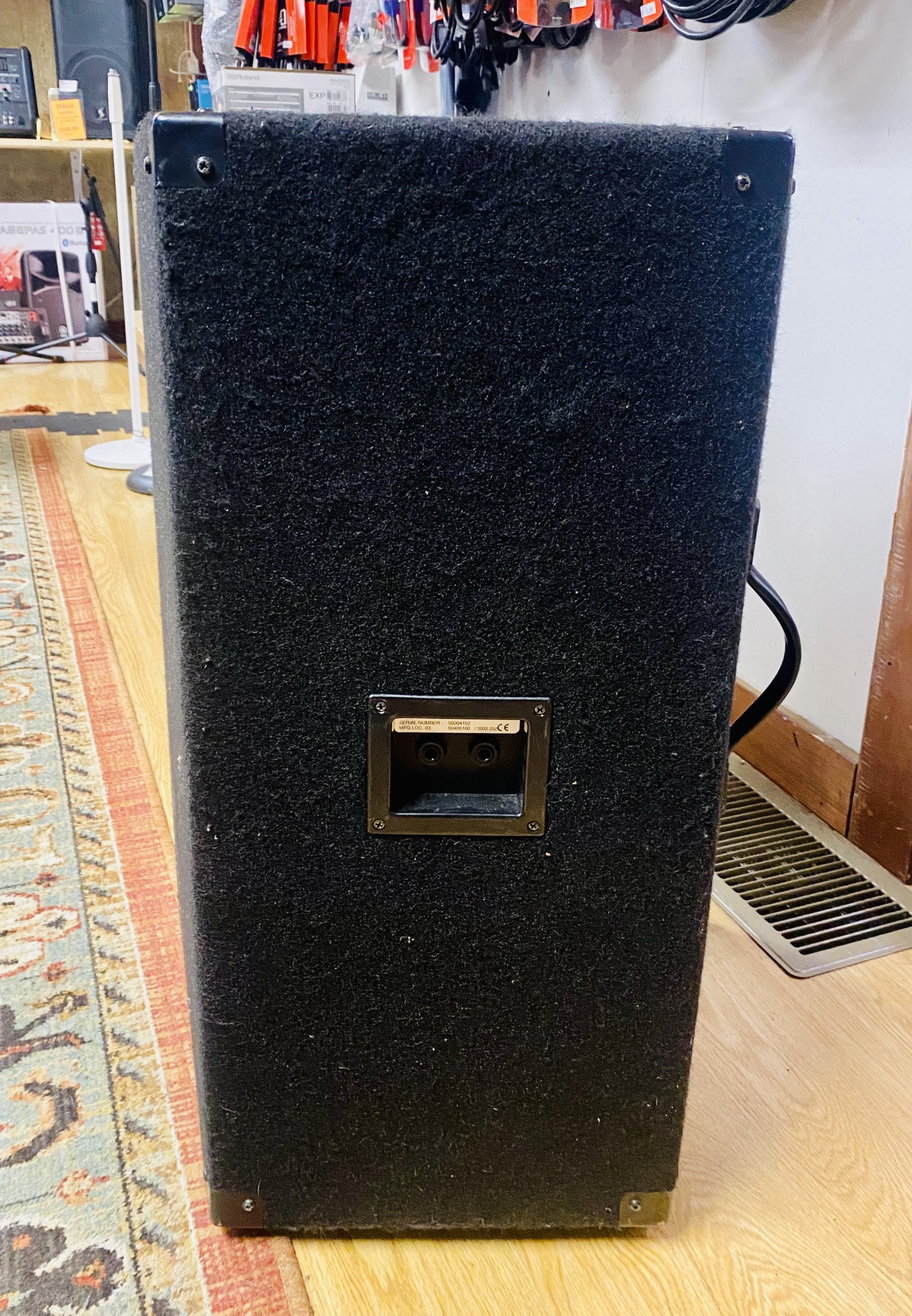 PEAVEY TLS5 1X15 PA SPEAKER PAIR