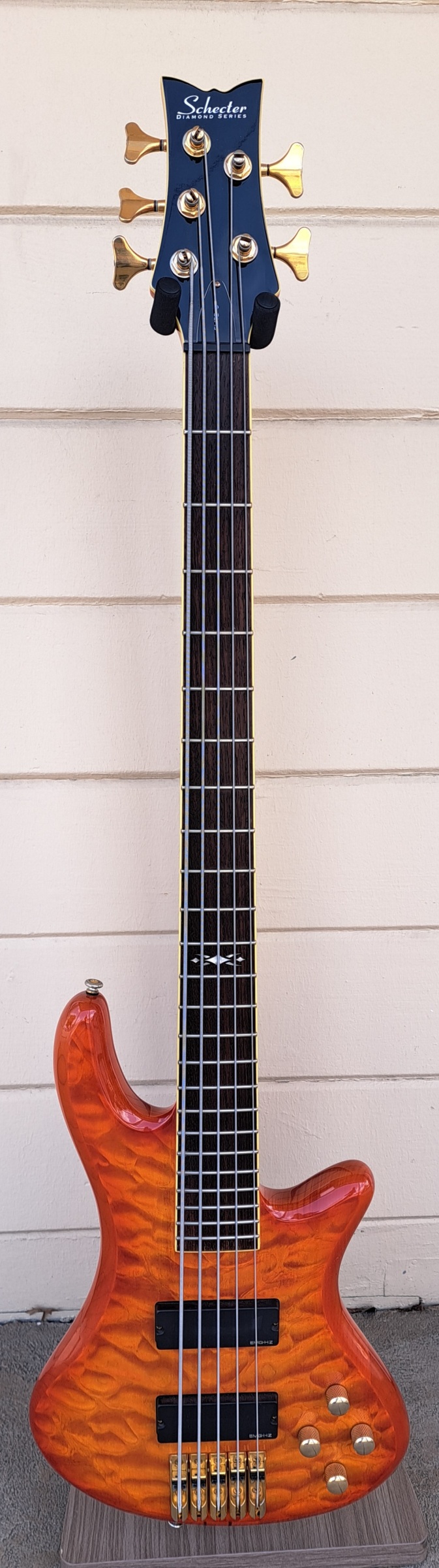 ベース SCHECTER Diamond Series Stiletto Elite 5 Schecter Diamond Series Stiletto Elite 5 5-String Electric