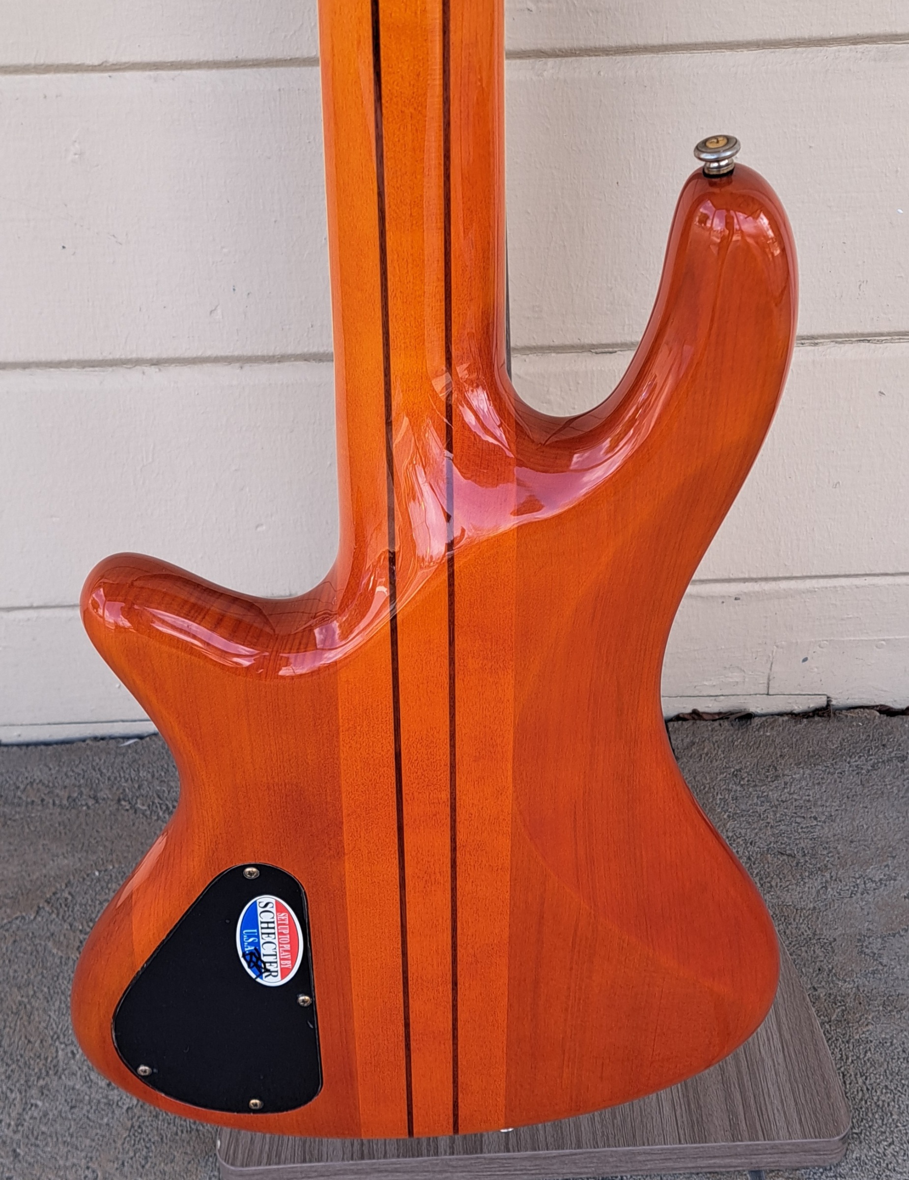 SCHECTER STILETTO ELITE-5 DIAMOND SERIES ELECTRIC BASS
