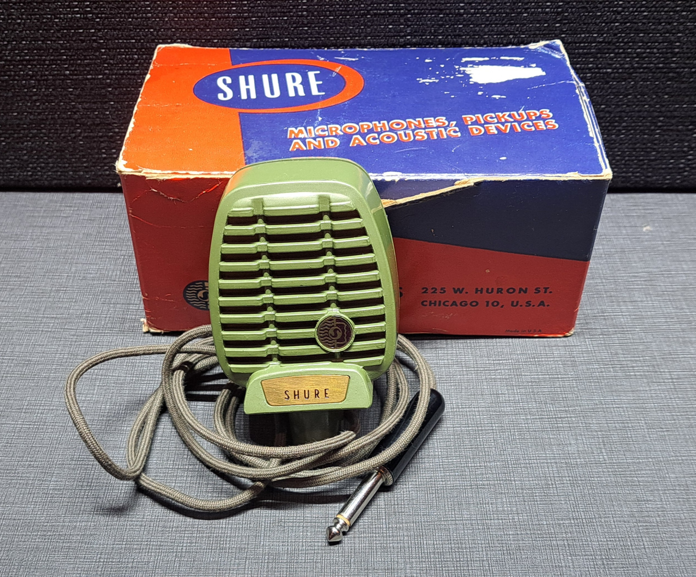 SHURE VINTAGE 510C DYNAMIC MICROPHONE W/BOX (USED)