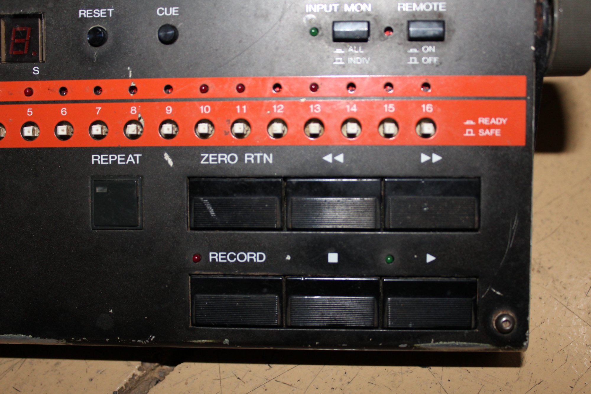 Fostex Model 8090 Remote Control Unit - 802141