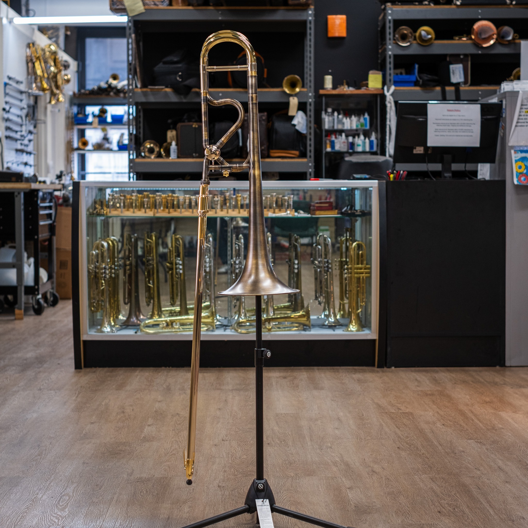 Trombone Man(中古品) Adams TB1 Bb/F Tenor Trombone (Antique Finish) - New