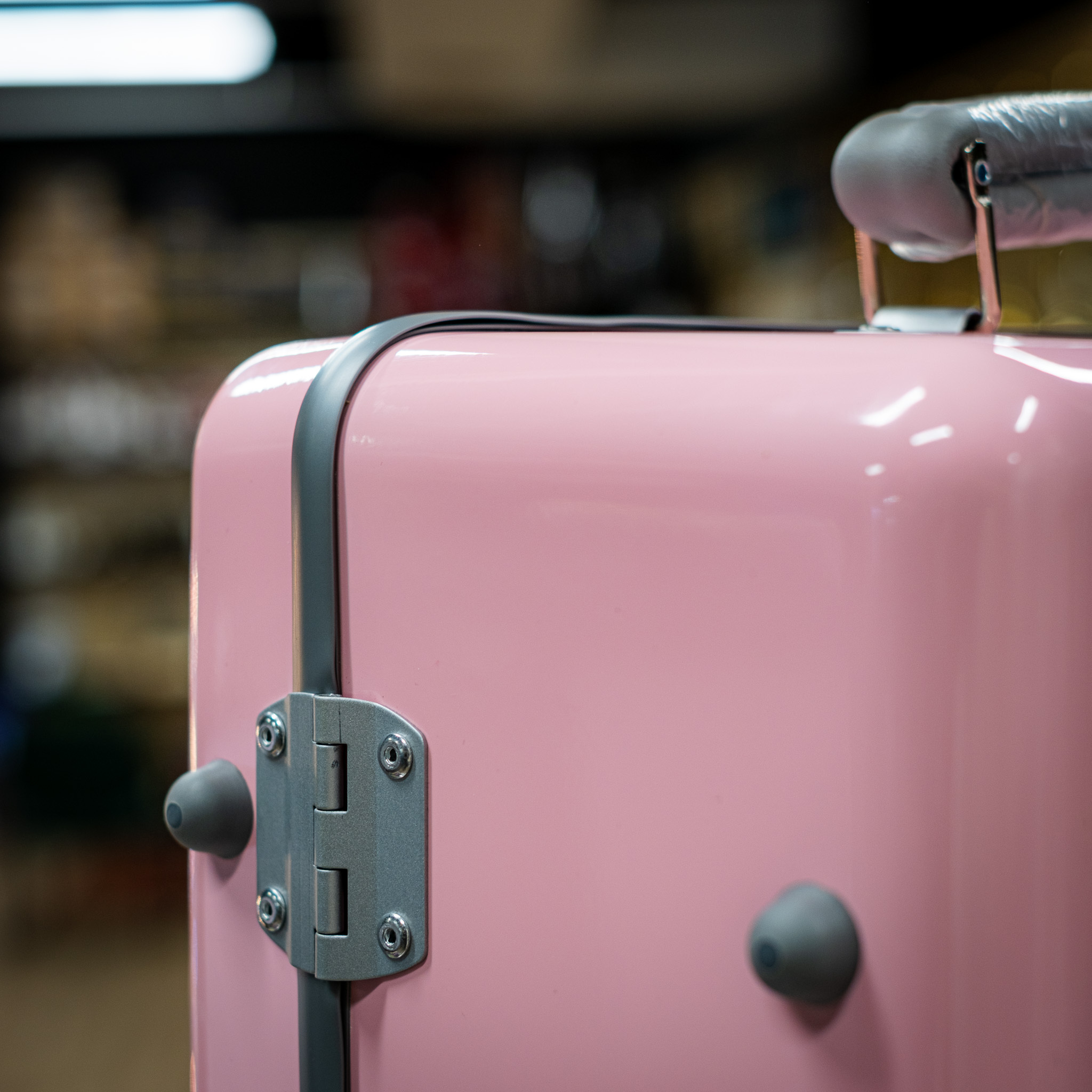 Wahnsinn Quad Trumpet Case - Carbon Fiber, Glossy Macaron Pink