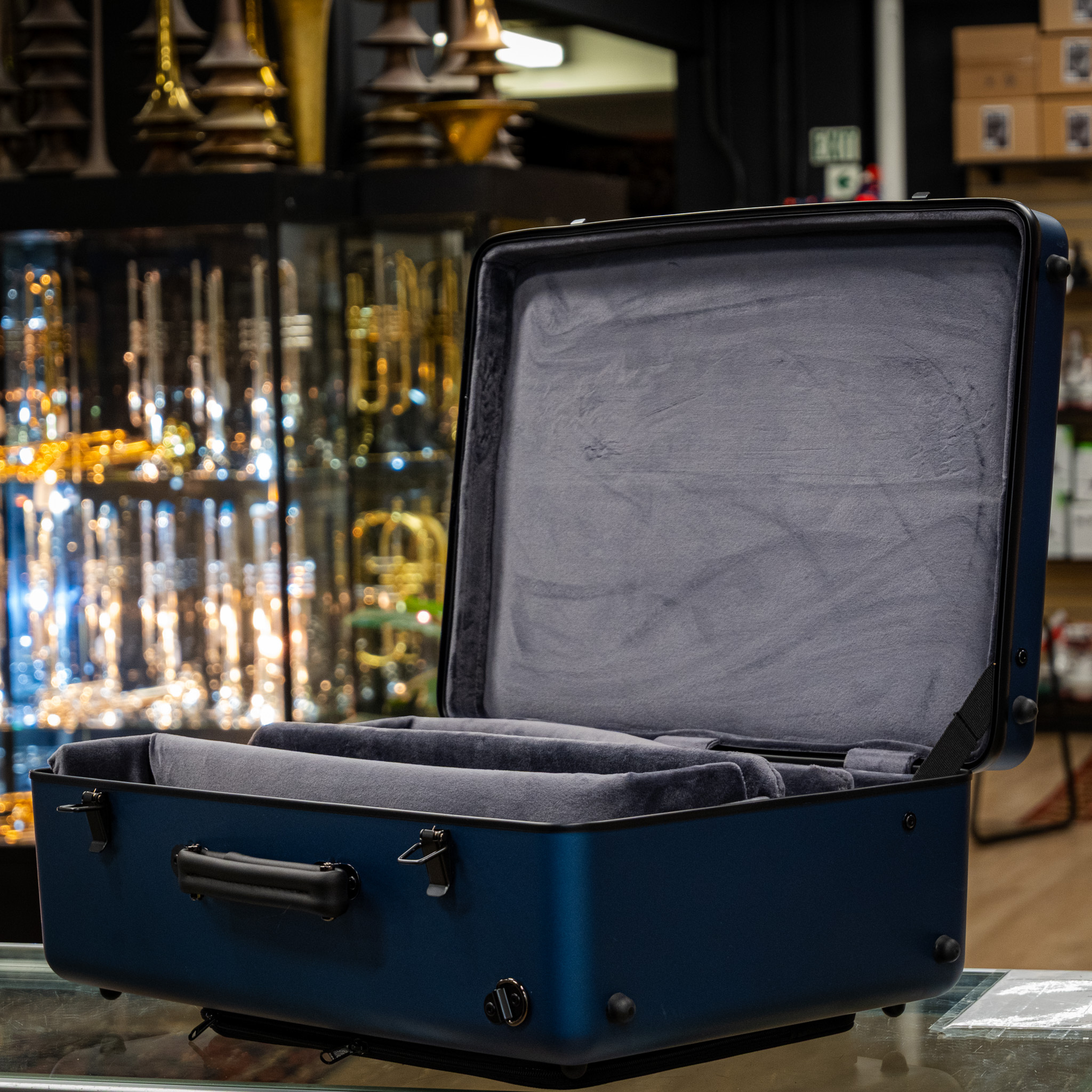 Wahnsinn Quad Trumpet Case - Carbon Fiber, Matte Deep Blue