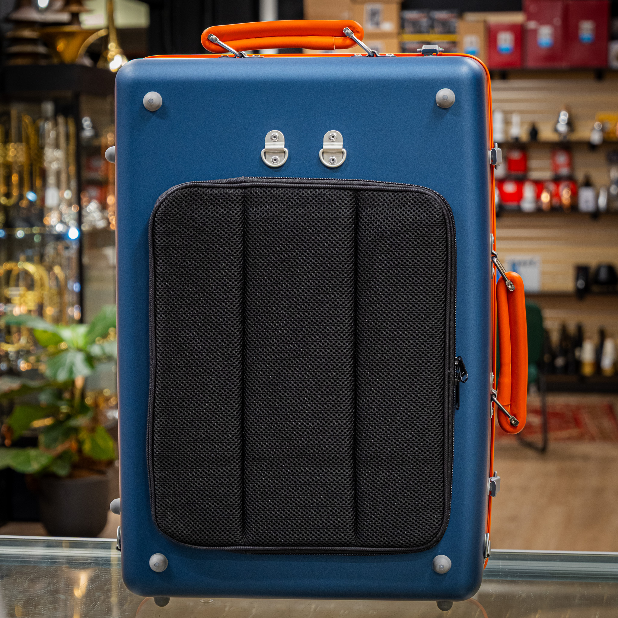 Wahnsinn Quad Trumpet Case - Carbon Fiber, Matte Deep Blue w