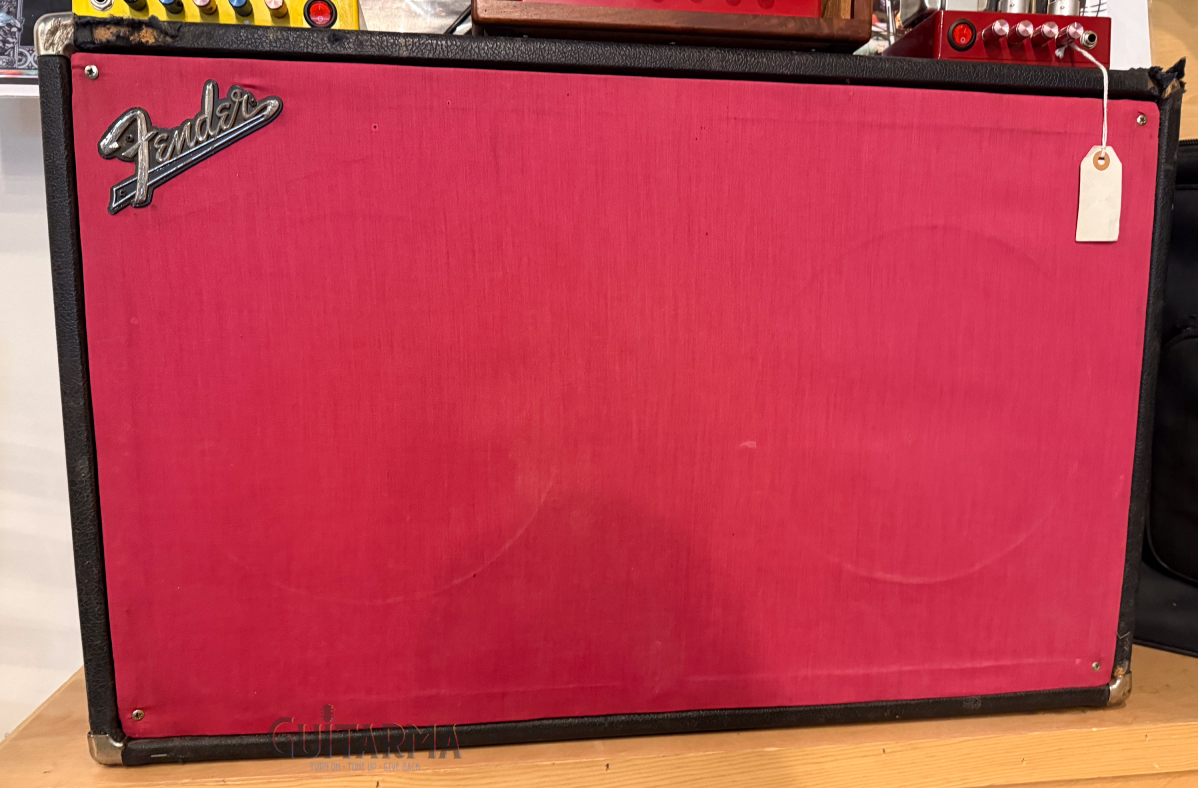 Fender 2x12 cab - 60s, 16 ohm, w/Oxford 12T6/Jensen C12NA12, rough cosmetic condition