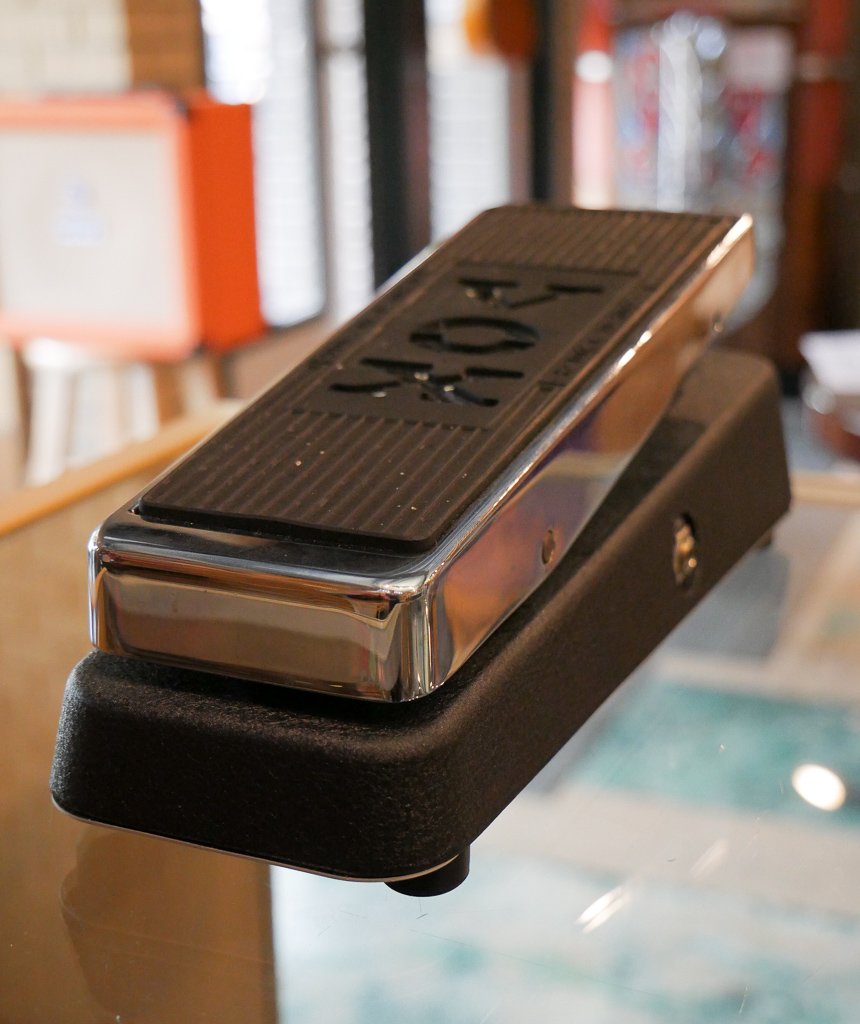 1993 Vox V847 Wah w/ leather sleeve - made in USA