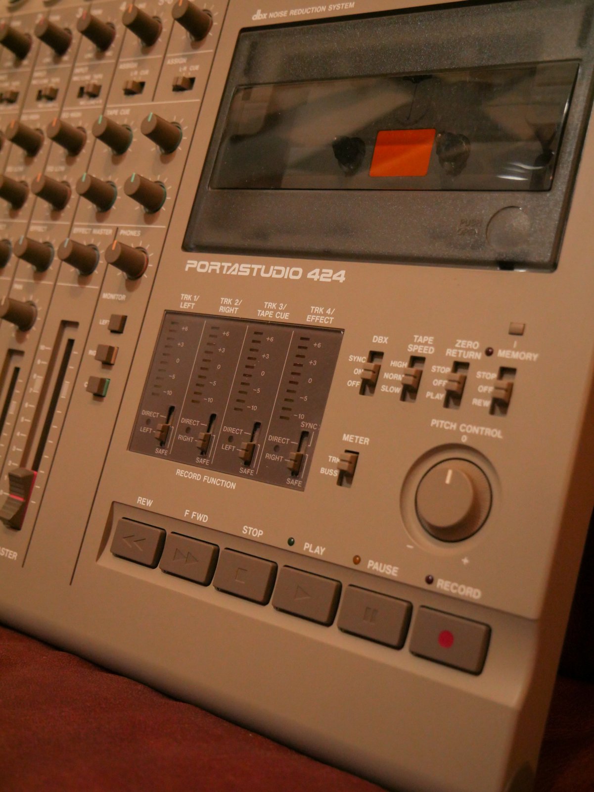 Tascam Portastudio 424 - w/original power supply (consignment)