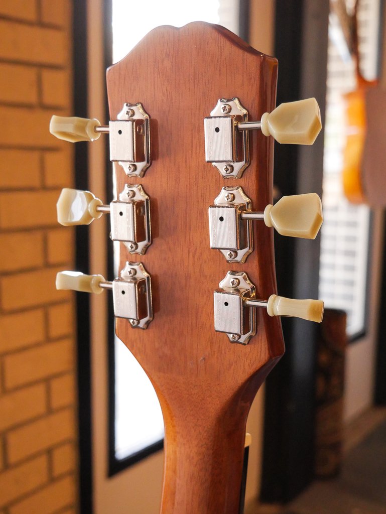 Epiphone PRO-1 VS acoustic guitar