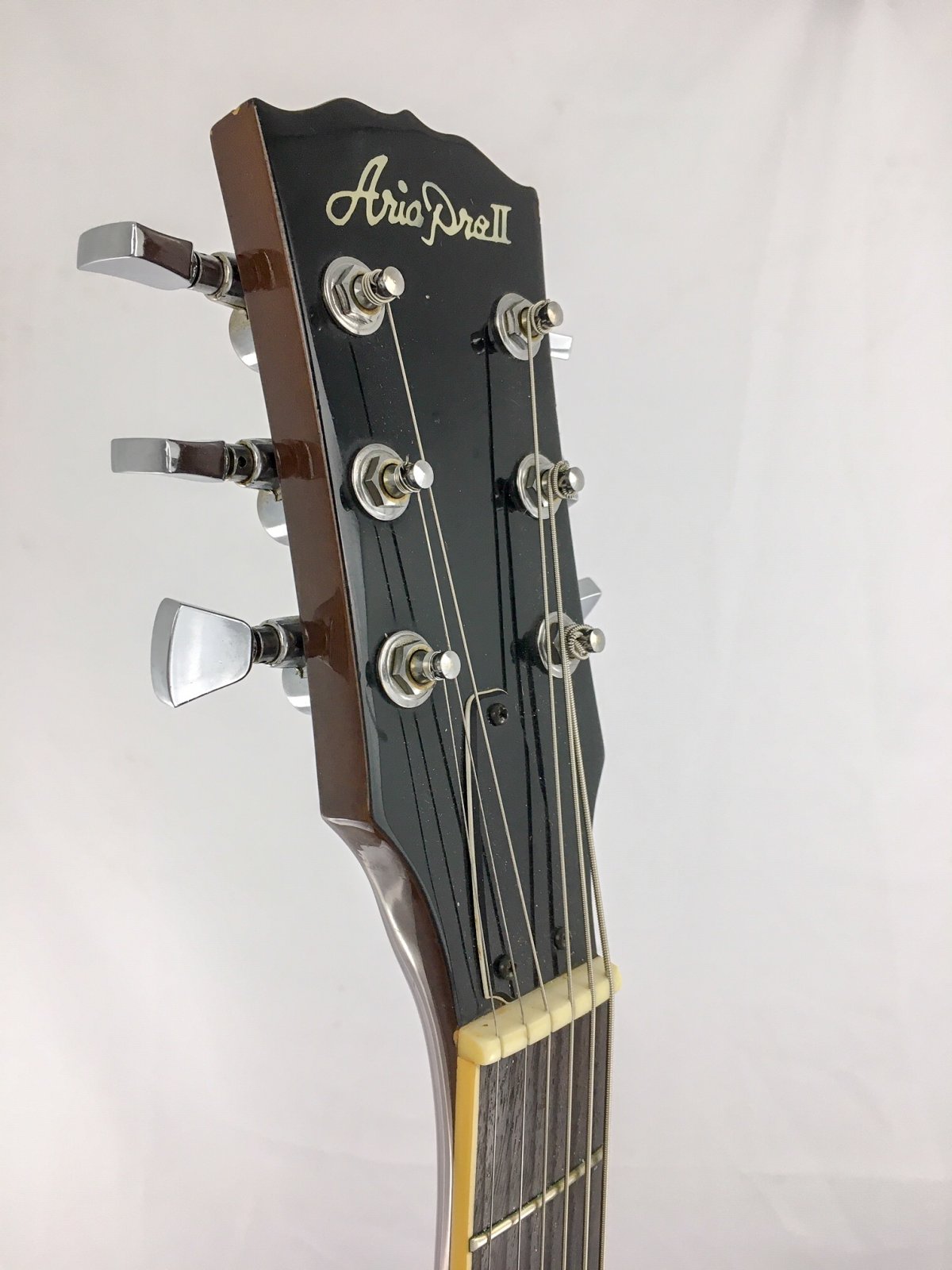 Vintage Aria Pro II Les Paul - lefty w/case