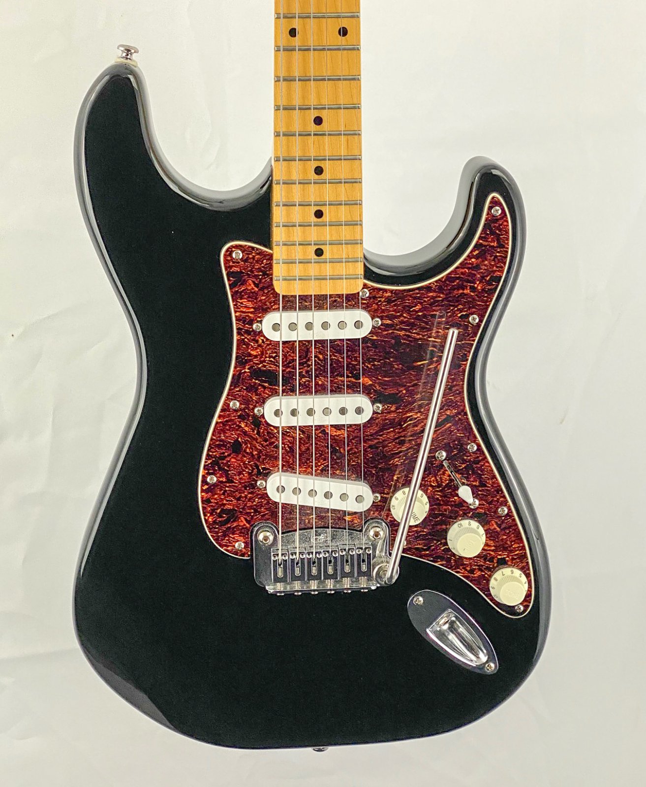 G&L Legacy Tribute Series ブラック&メープル G&L Tribute Series Legacy Black Electric Guitar - Matt's