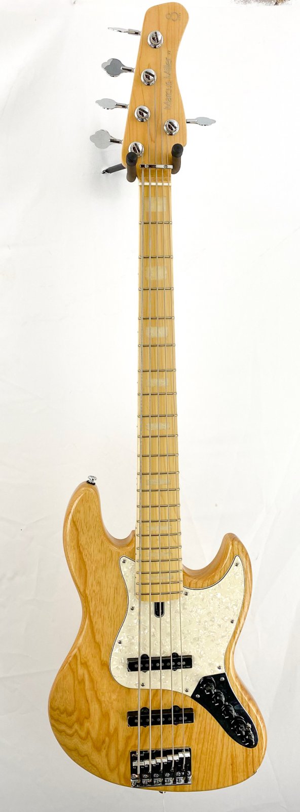 Sire Marcus Miller V7 5-string bass - ash