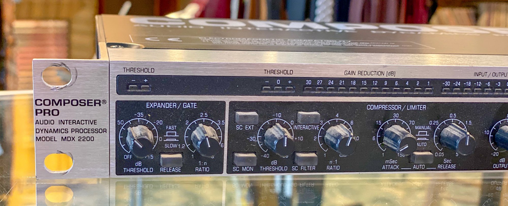 Behringer MDX 2200 Composer Pro compressor