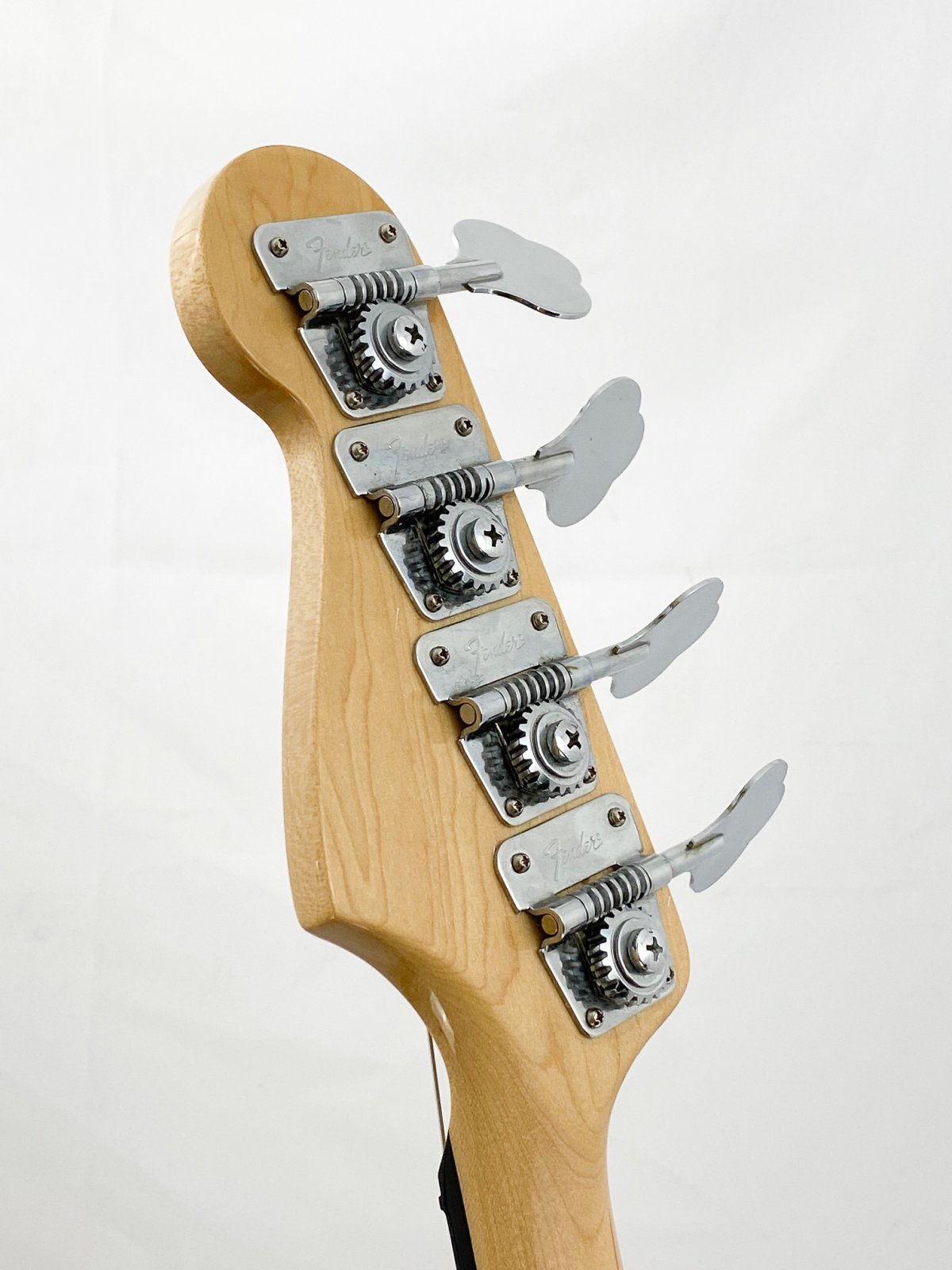 2005 Fender American Vintage Reissue '75 Jazz Bass - w/Fender TSA