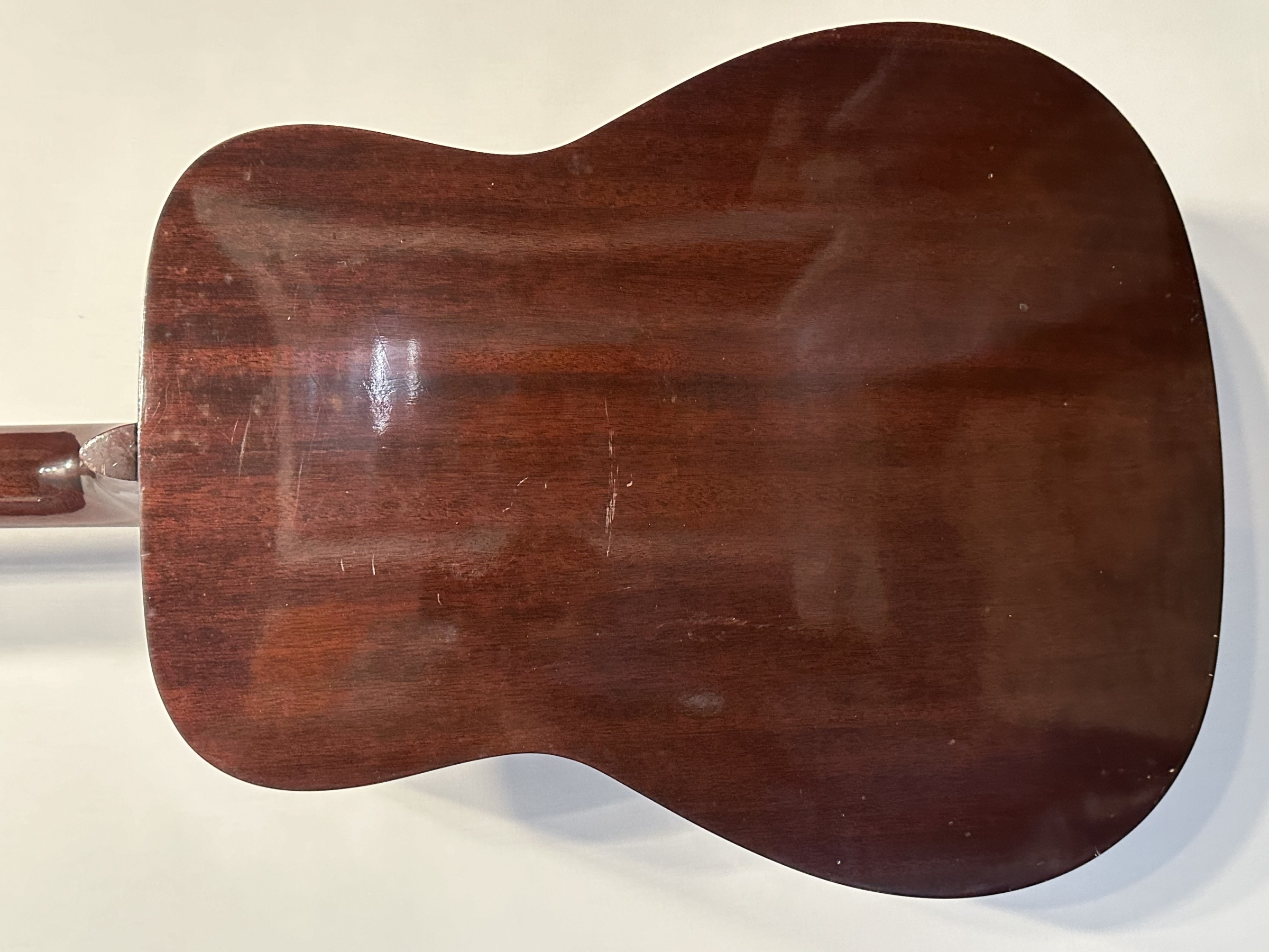 Pre-Owned Yamaha FG-200