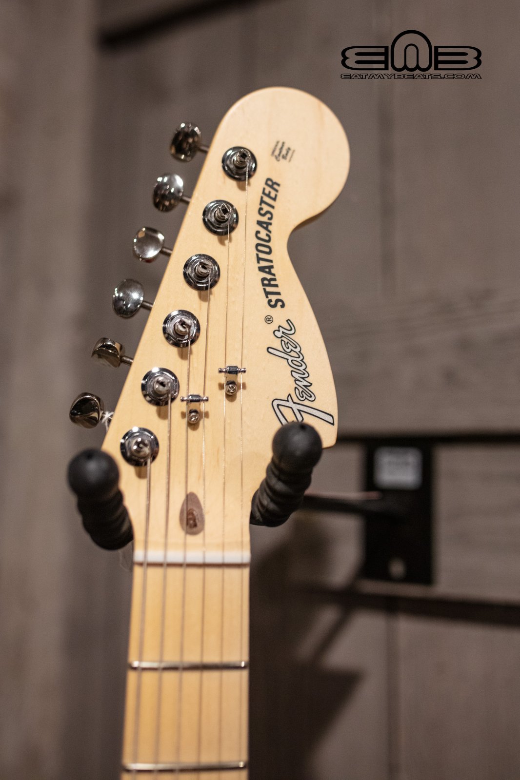 Fender American Performer Stratocaster, Maple Fingerboard, Satin ...