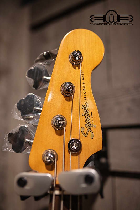 Squier Classic Vibe '60s Precision Bass, Laurel Fingerboard, 3