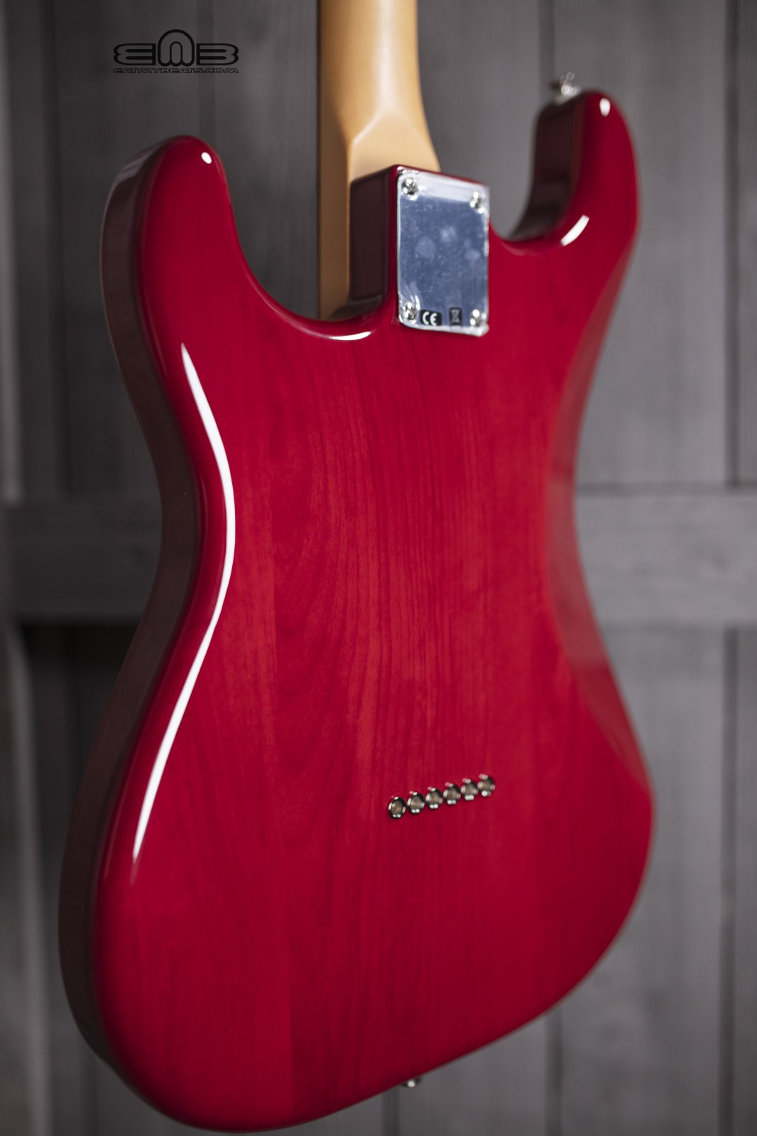Fender Noventa Stratocaster, Pau Ferro Fingerboard, Crimson