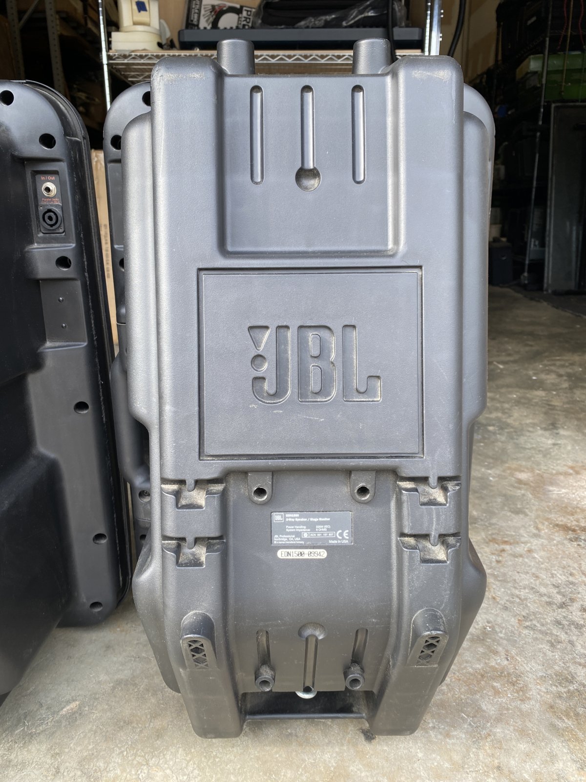 JBL EON 1500 15インチスピーカー ペアのeBay公認海外通販｜セカイモン