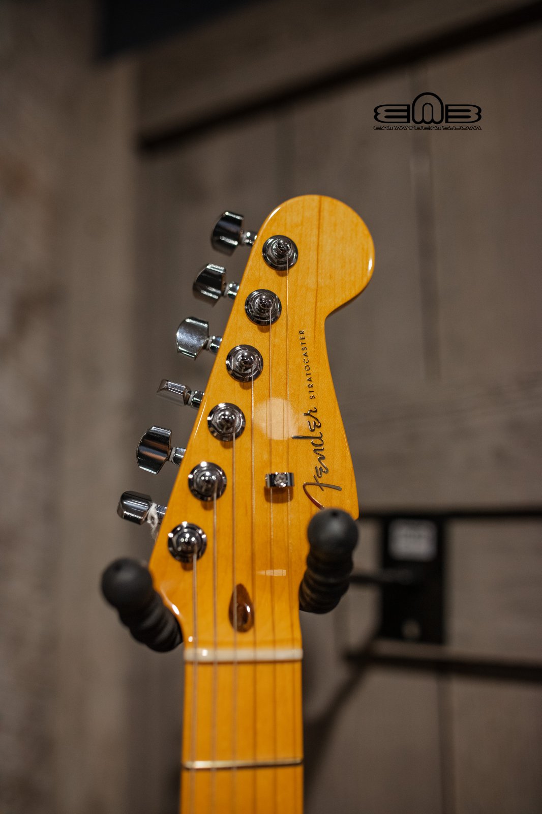 【take】Fender USA Americanprofessional Fender American Professional II Stratocaster- Miami Blue