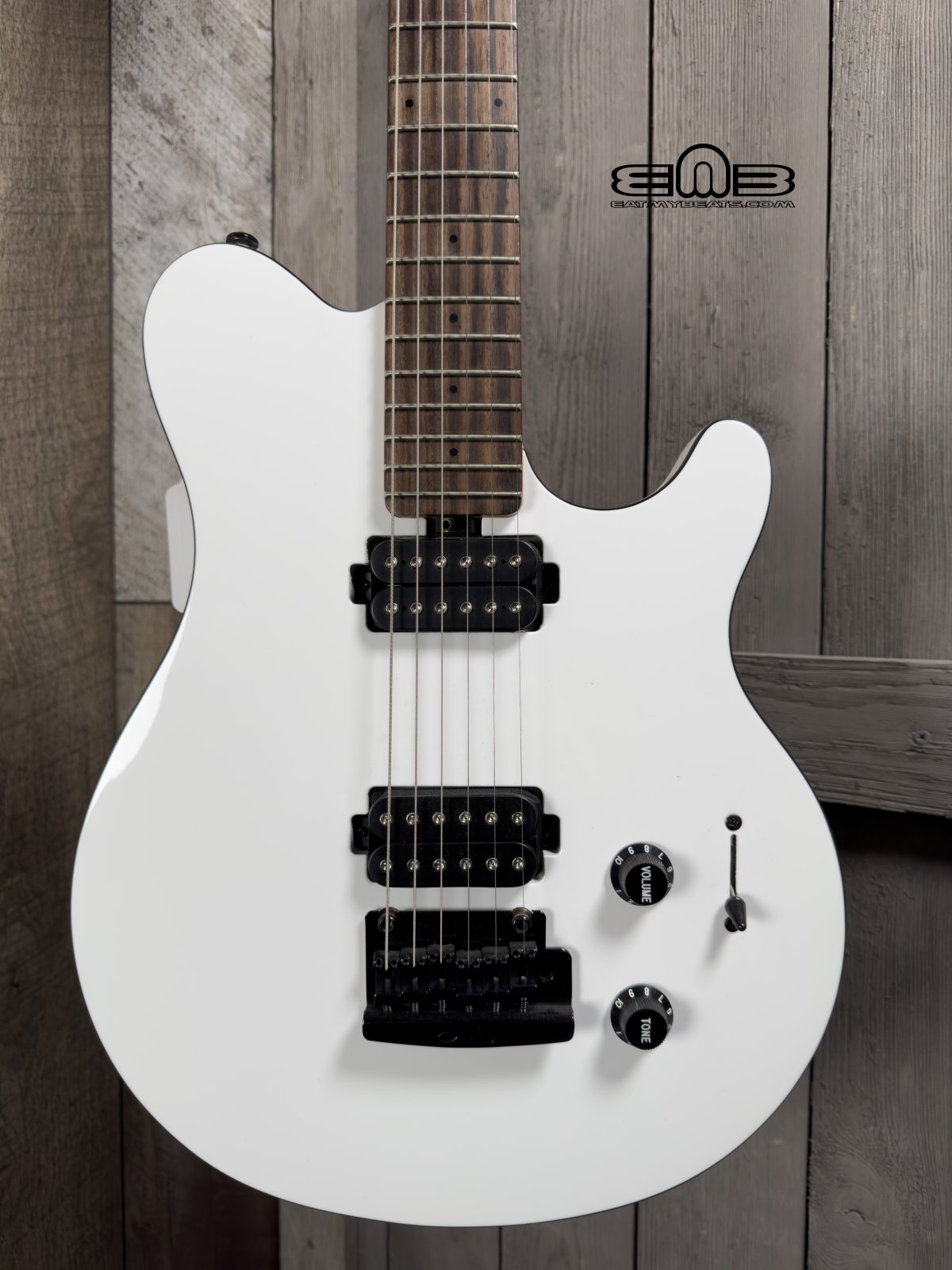 RARE! Sterling AX30-WH-R1, Axis in White with Black Body