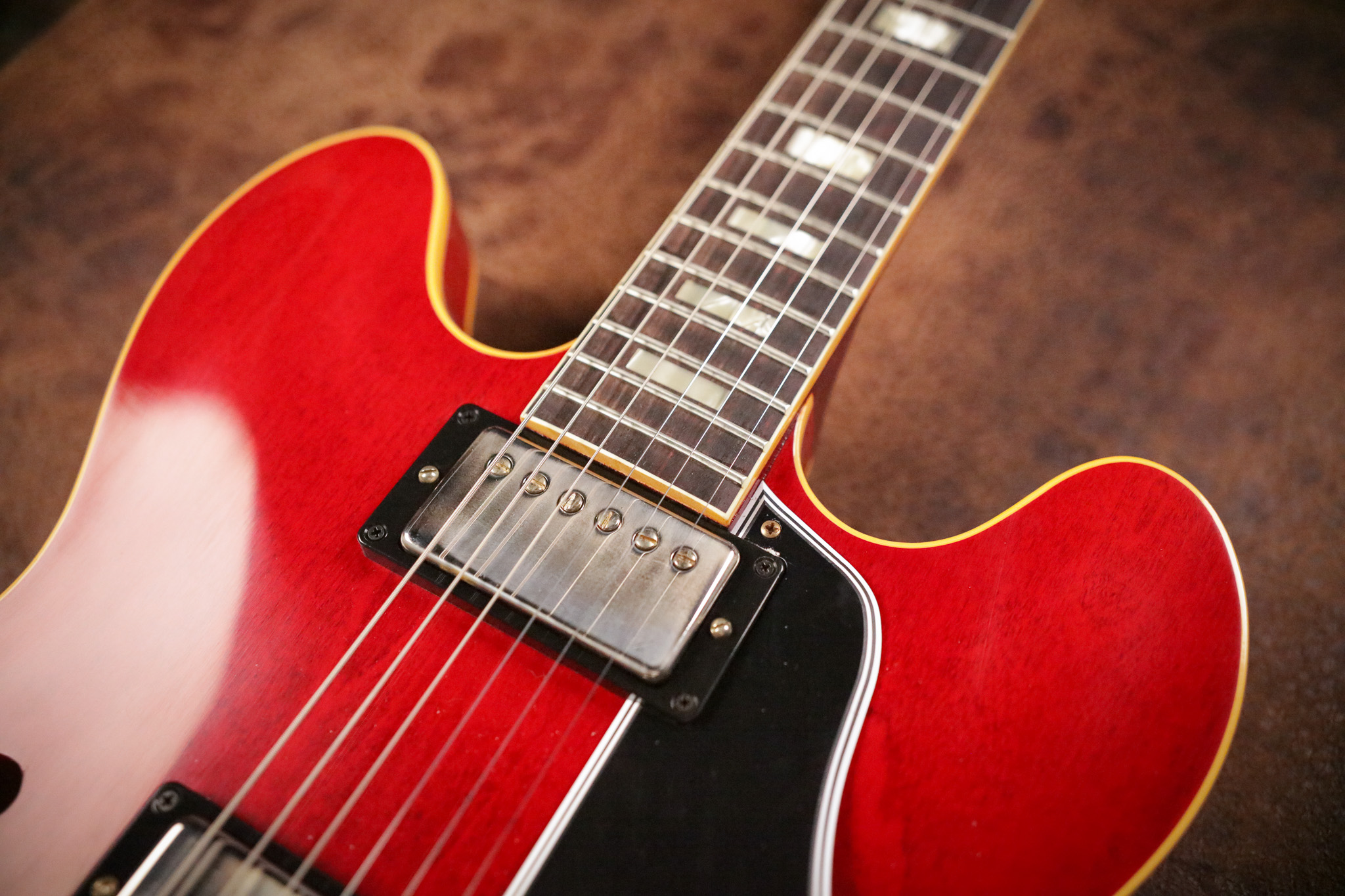 Gibson Custom 1964 ES-335 Reissue VOS in Sixties Cherry