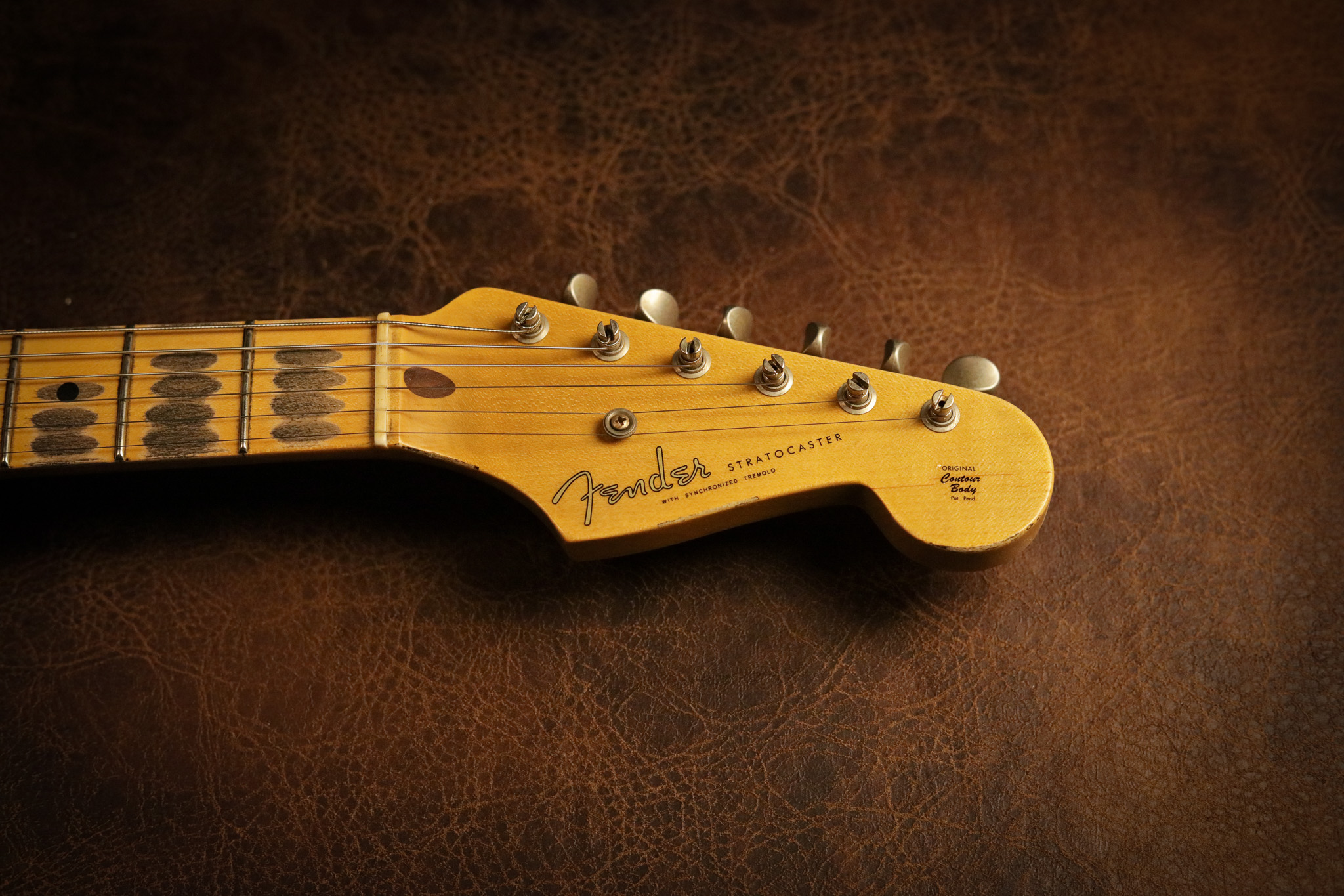 Fender Custom Shop 1955 Stratocaster Relic in White Blonde