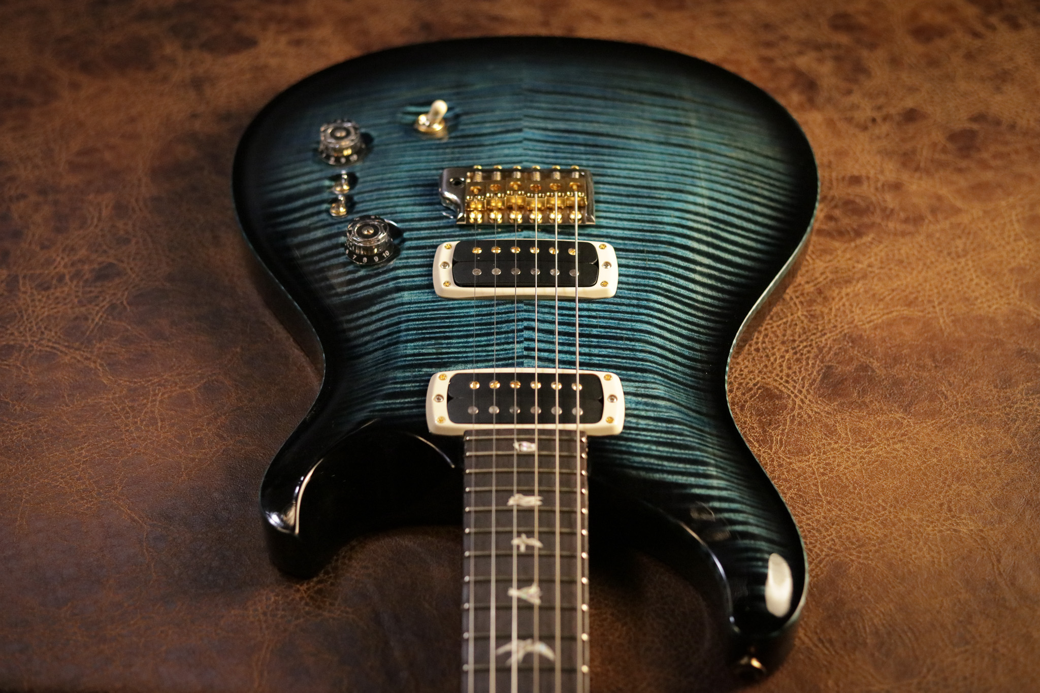 PRS Custom 24-08 10-top in Cobalt Smoke Burst