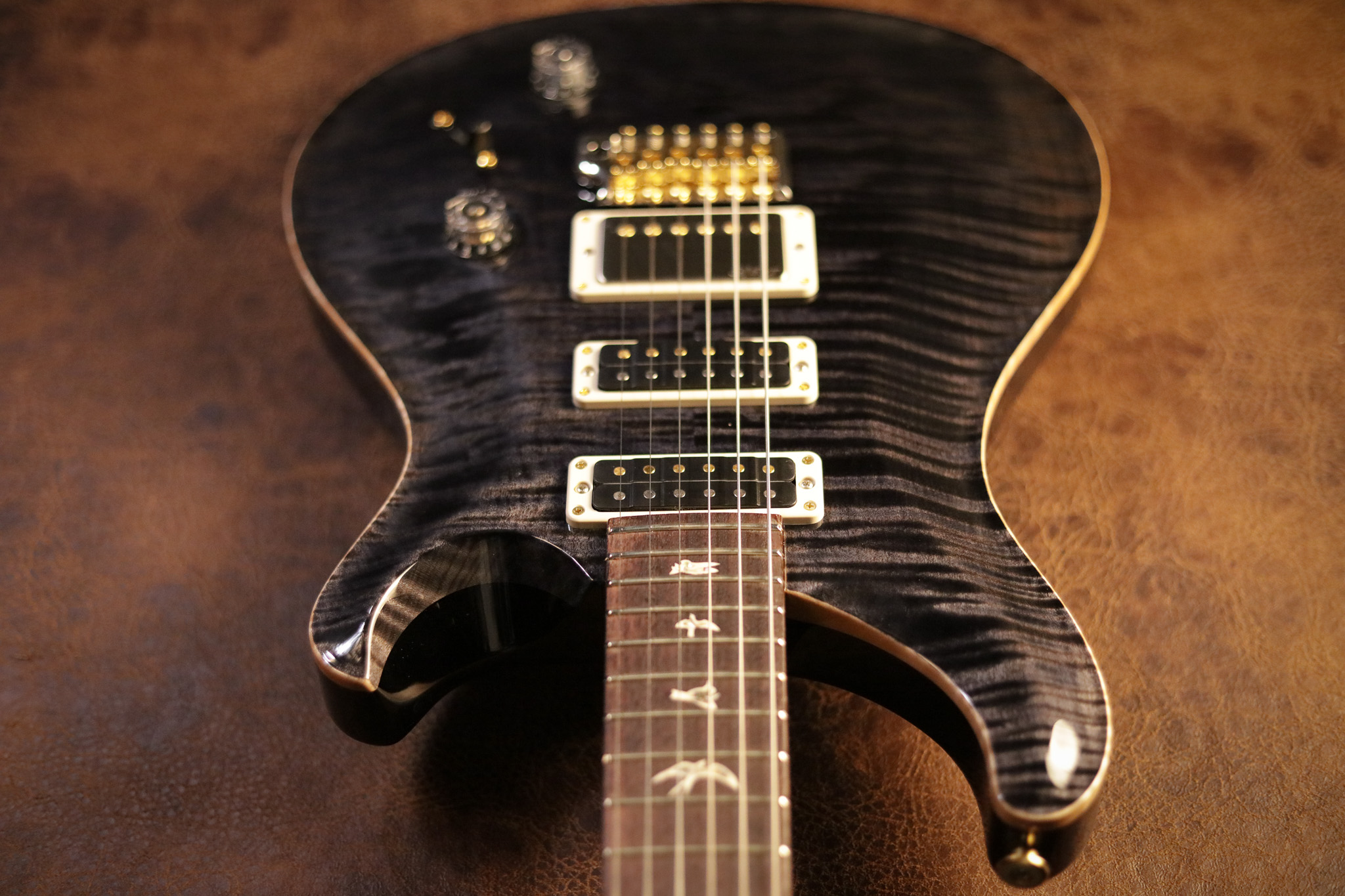PRS Studio 10-top in Charcoal
