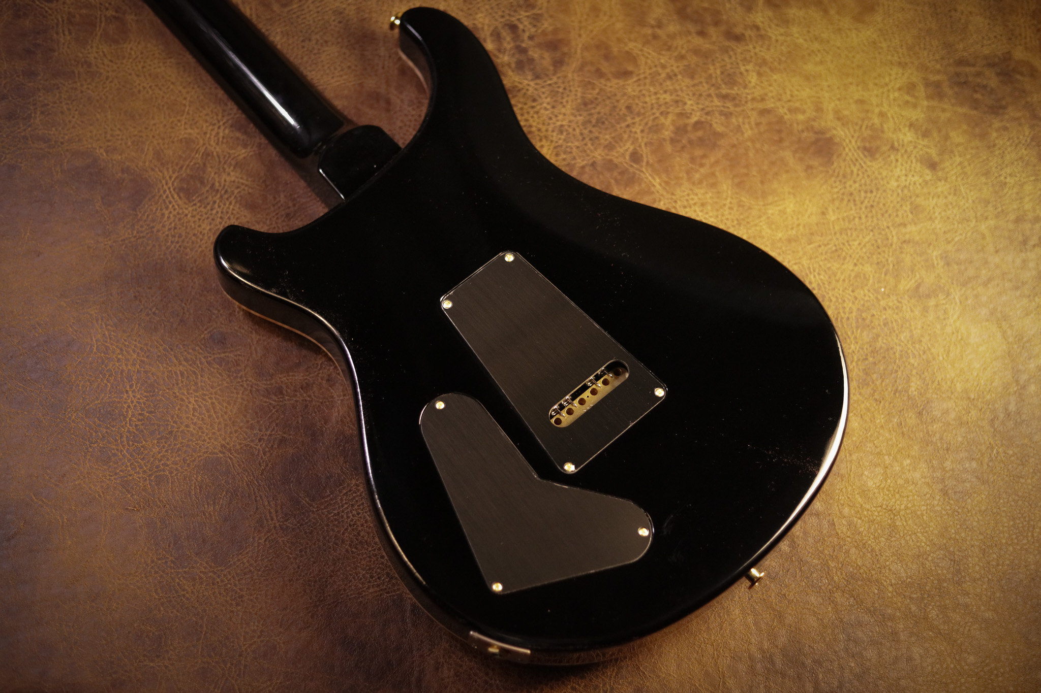 PRS Studio 10-top in Charcoal