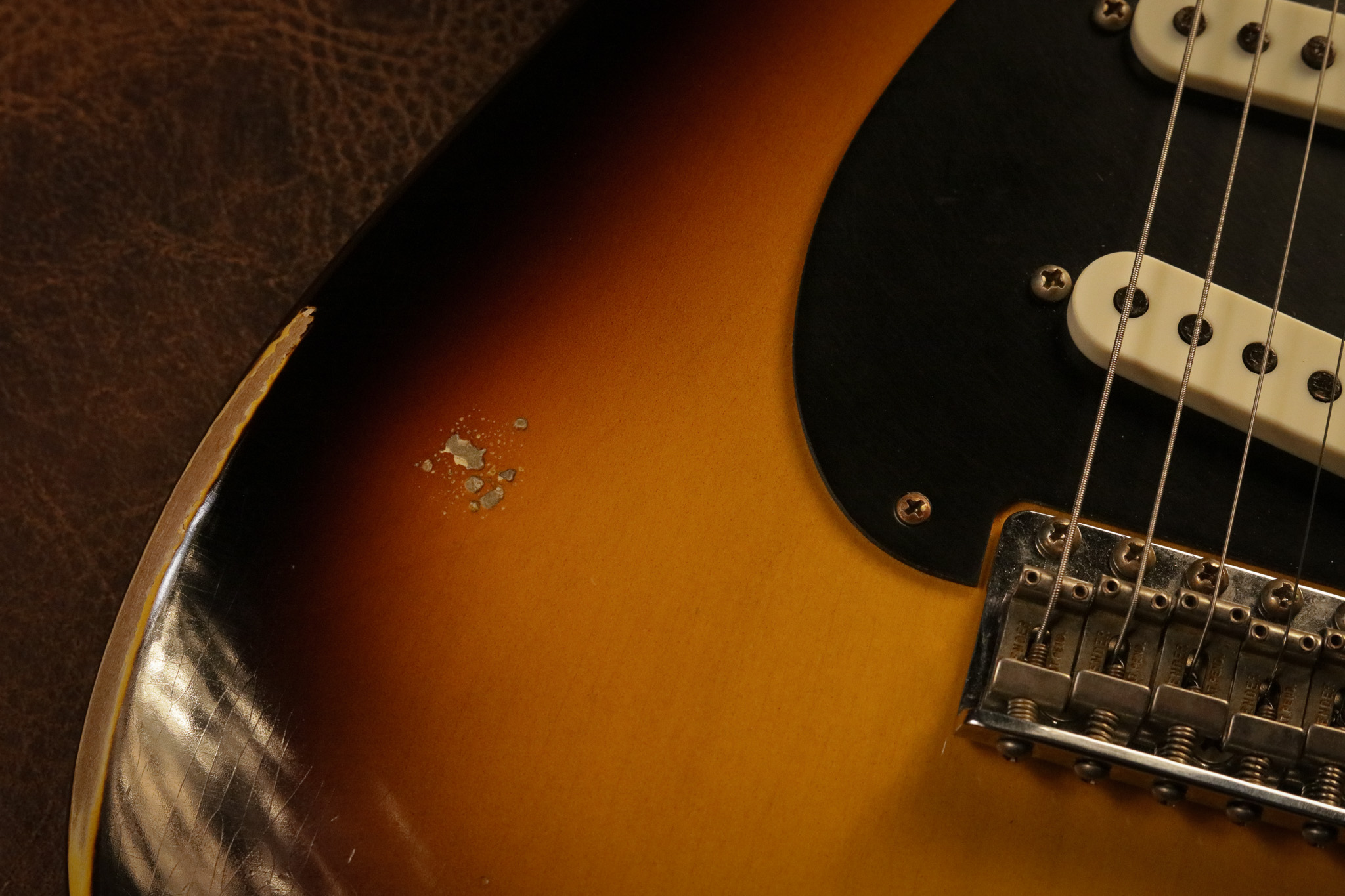 Fender Custom Shop Ancho Poblano Stratocaster Relic in 2-tone Sunburst