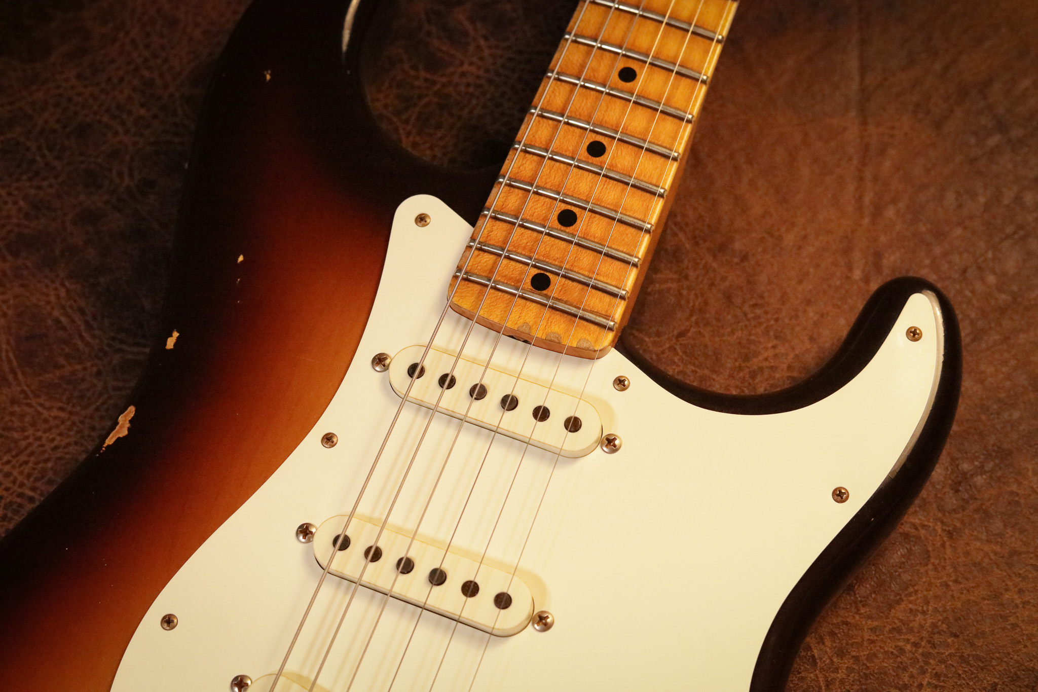 ★★Custom RelicVintageC.A.R Stratocaster★ hqdefault.jpg