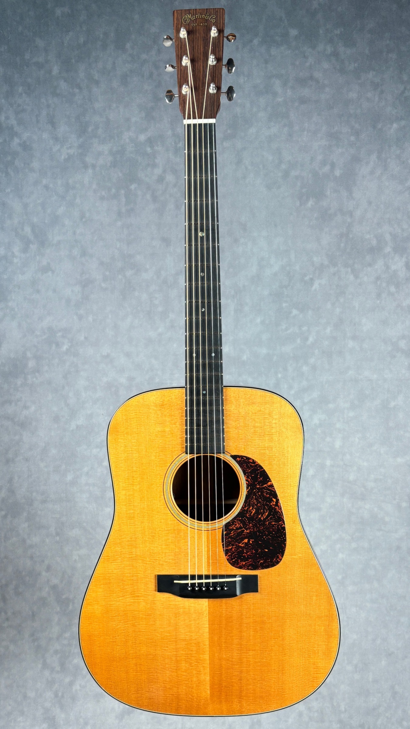 2001 Martin D-18V