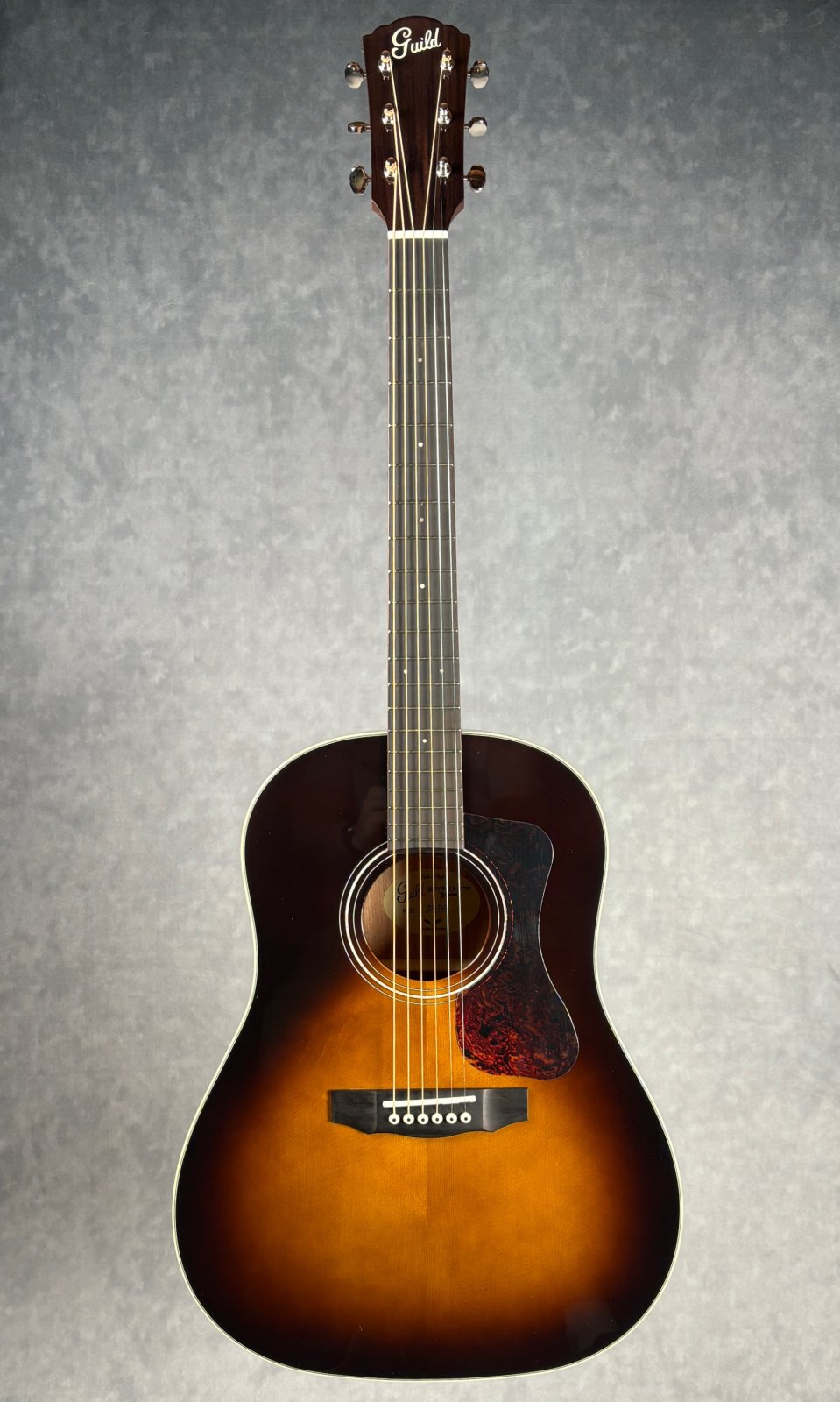 Guild DS-240 Memoir Series Slope Shoulder D - 614252347426