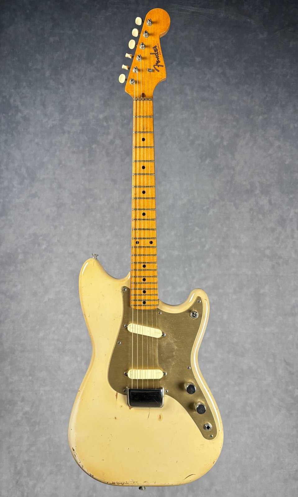 1959 Fender Duo-Sonic - Desert Sand