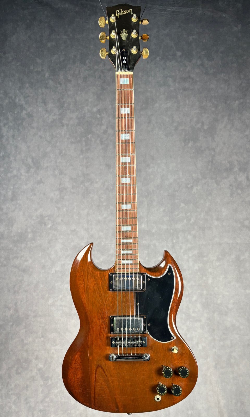 gibson sg tobacco sunburst Standard  | 2-Minute Guitar Rundown The SlimTaper mahogany neck is topped with a compound radius ebony fingerboard Musician's - This new Gibson