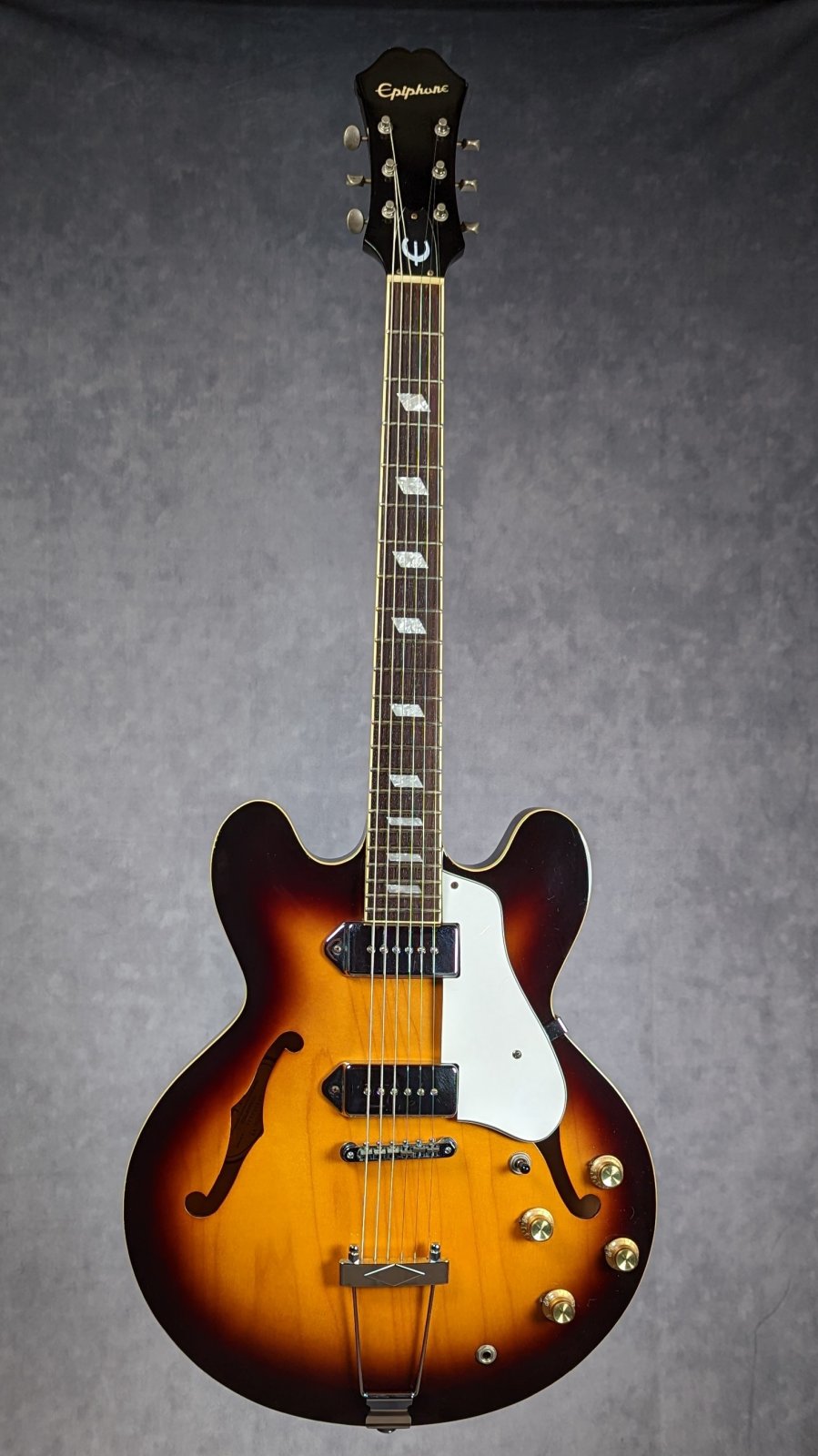 Epiphone Casino Worn vs. Casino Coupe! - YouTube
