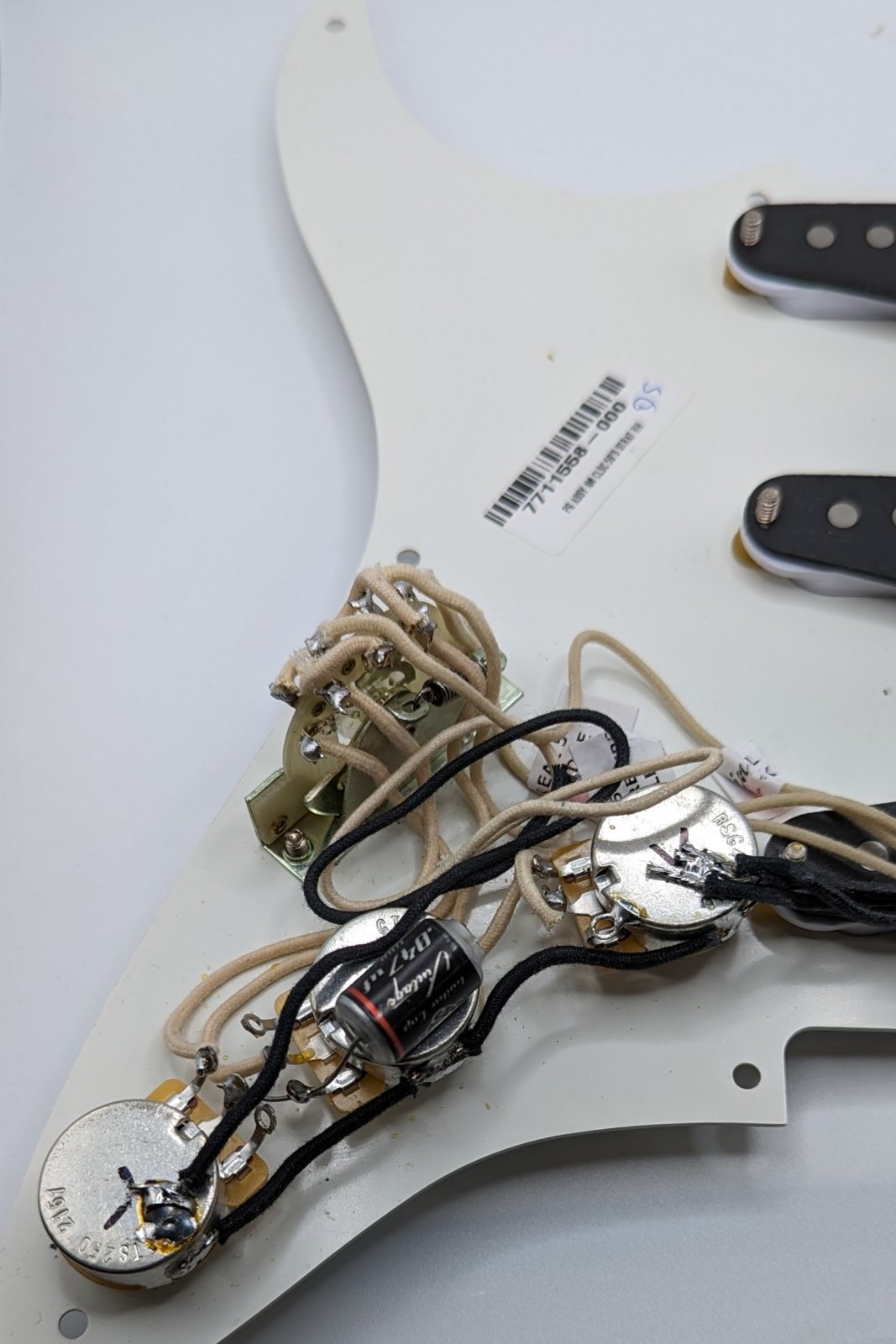 Loaded Strat Pickguard w/ Lindy Fralin Real '54 Pickups